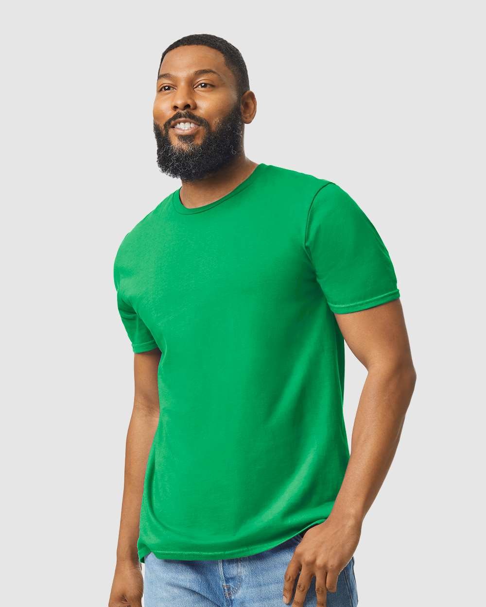 Gildan_64000_Irish_Green_Front_High_Model.jpg