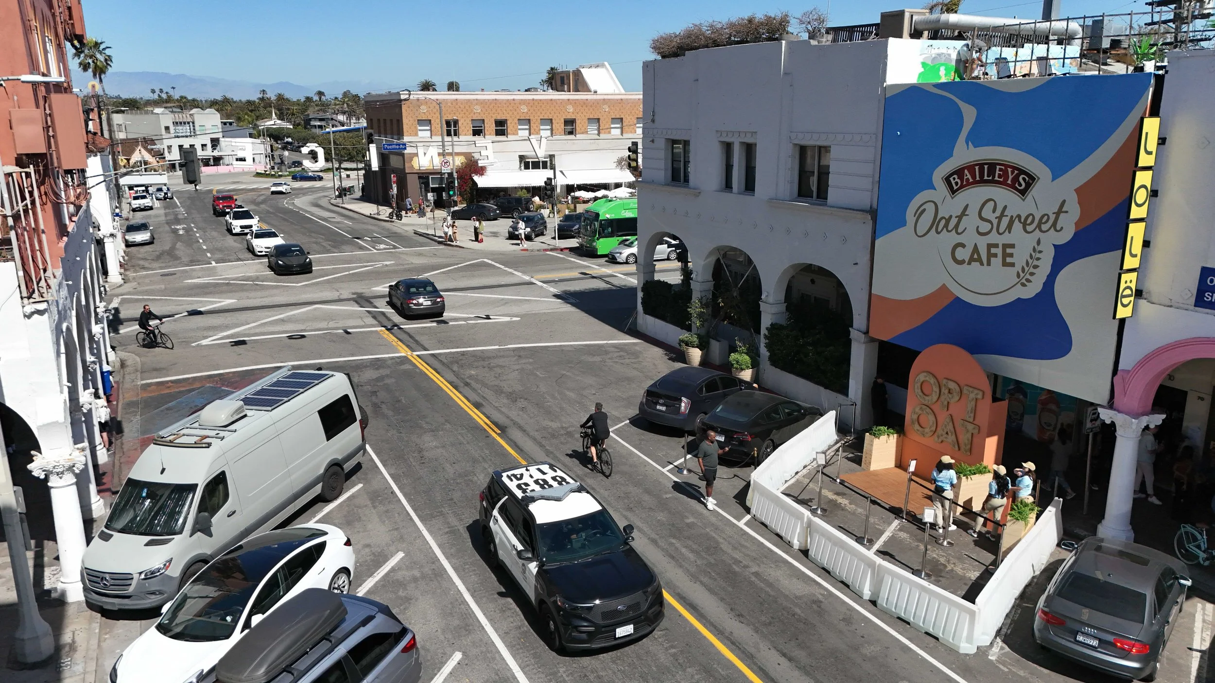 BAILEYS POP-UP (Photo behind Venice SIgn) small.jpeg