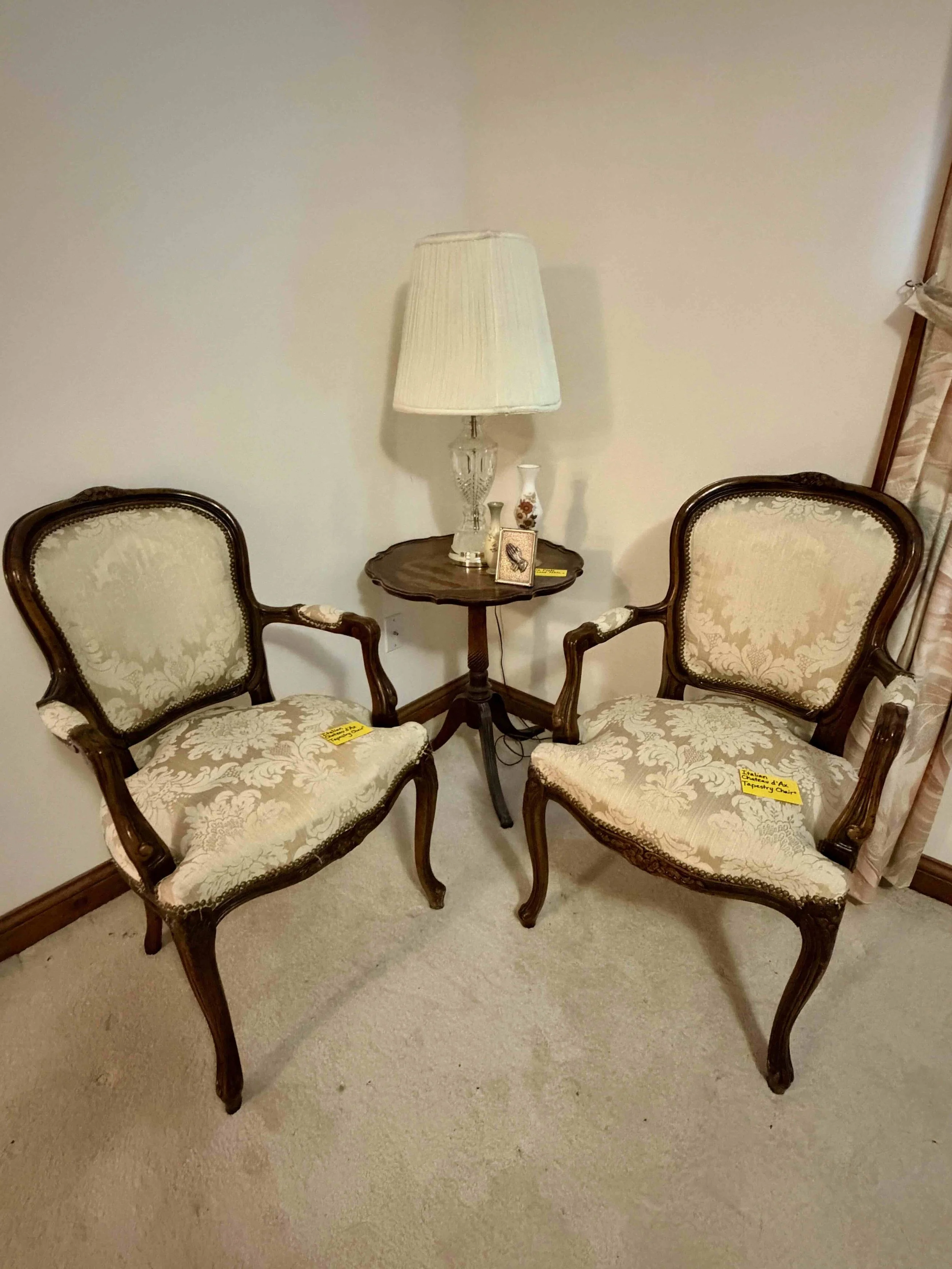 How Pricing Works at a Crossroads Estate Sale—and How to Use It to Your Advantage