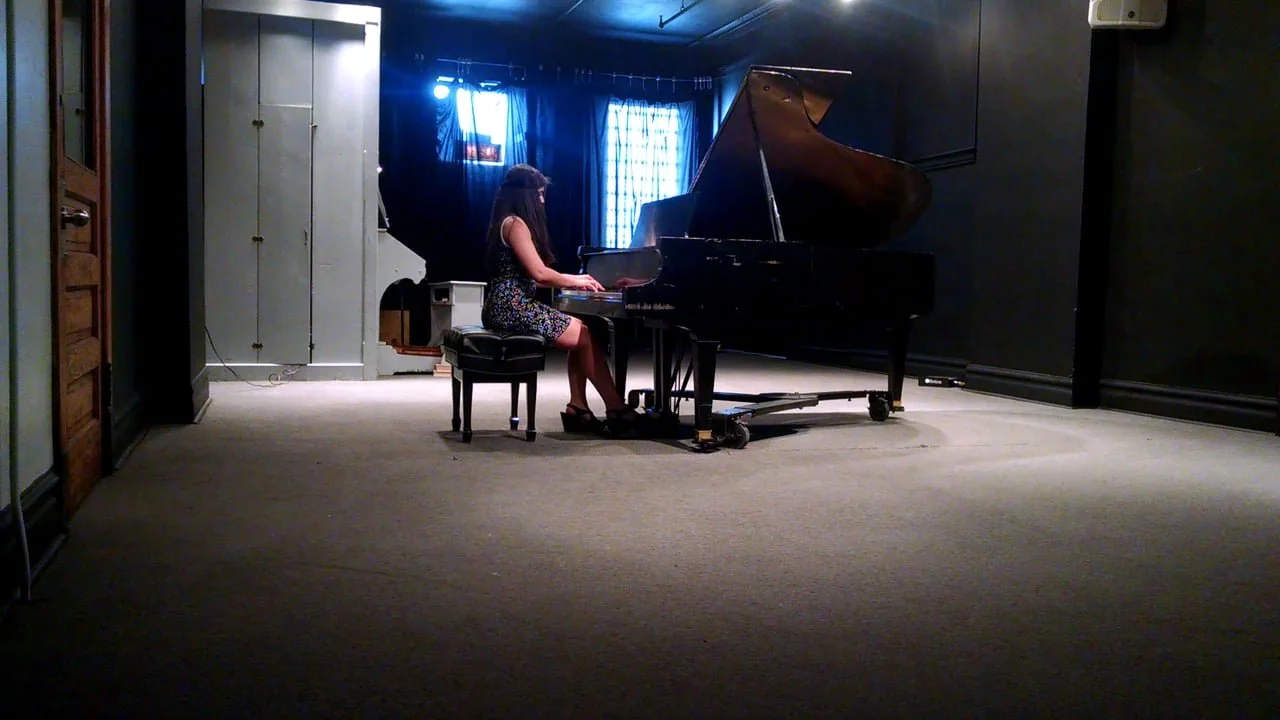 Julia plays Gershwin
