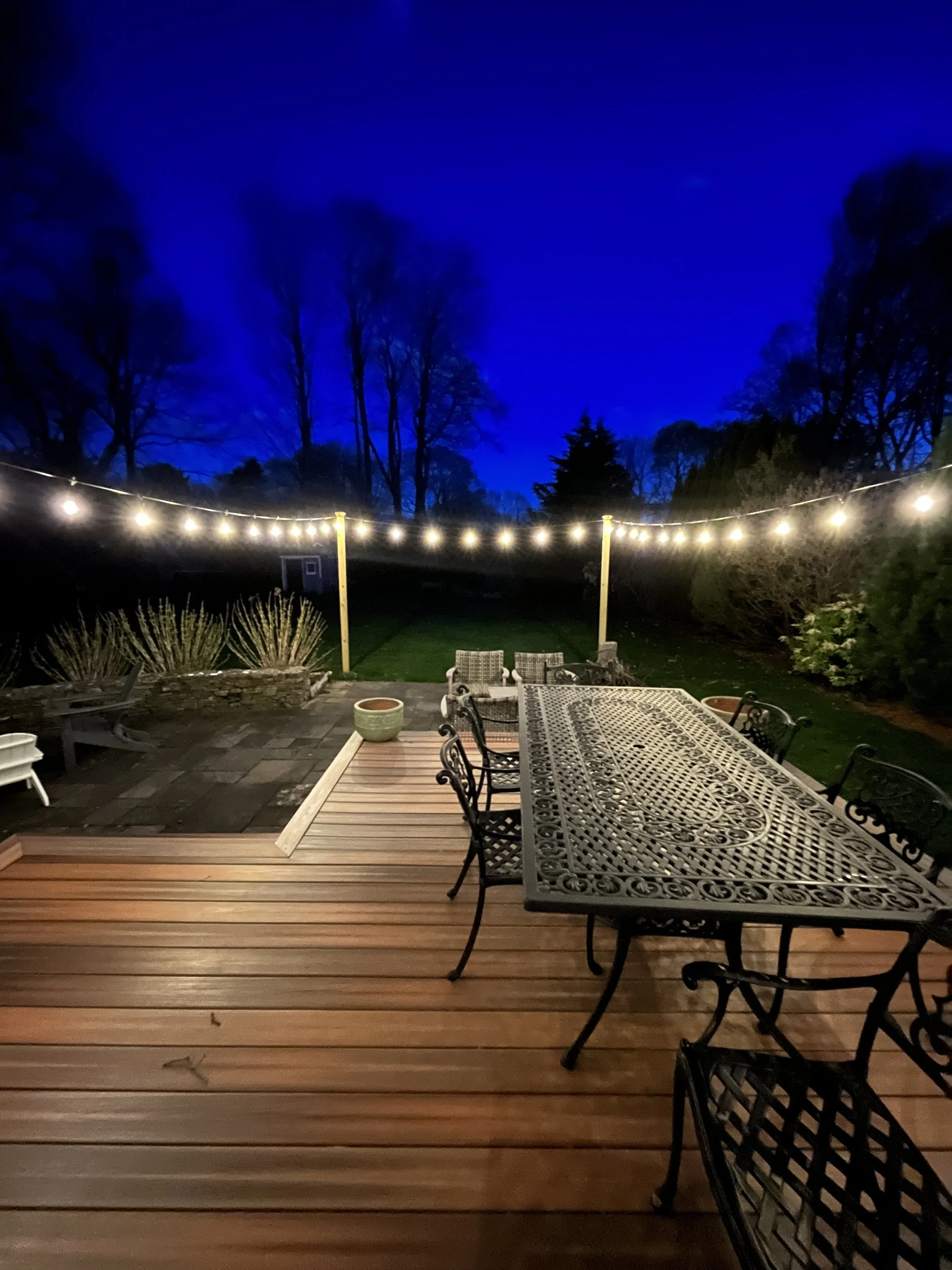 duxbury-landscape-lighting-bistro-rope-lighting.jpg