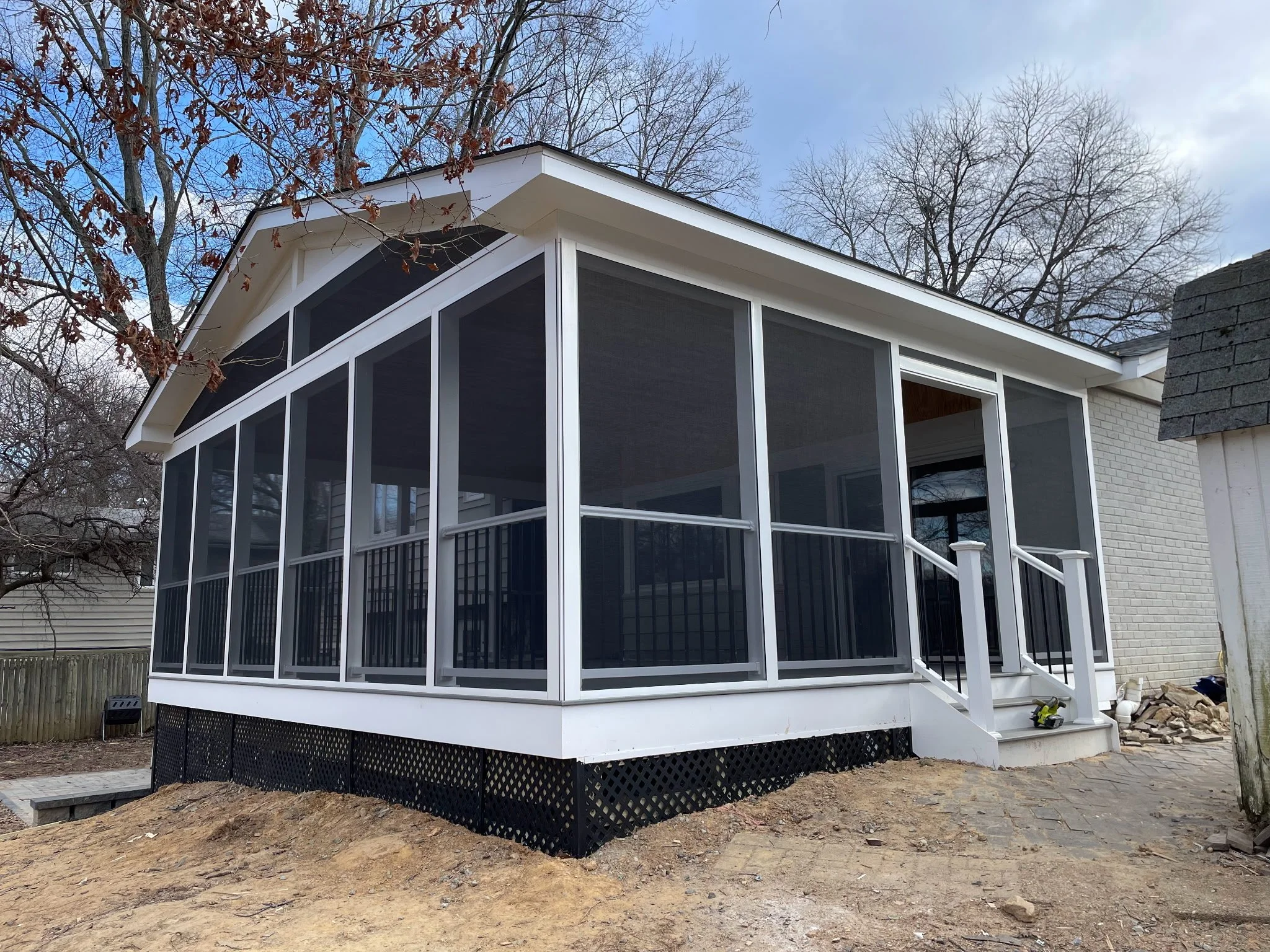 covered porch_deck1.jpg