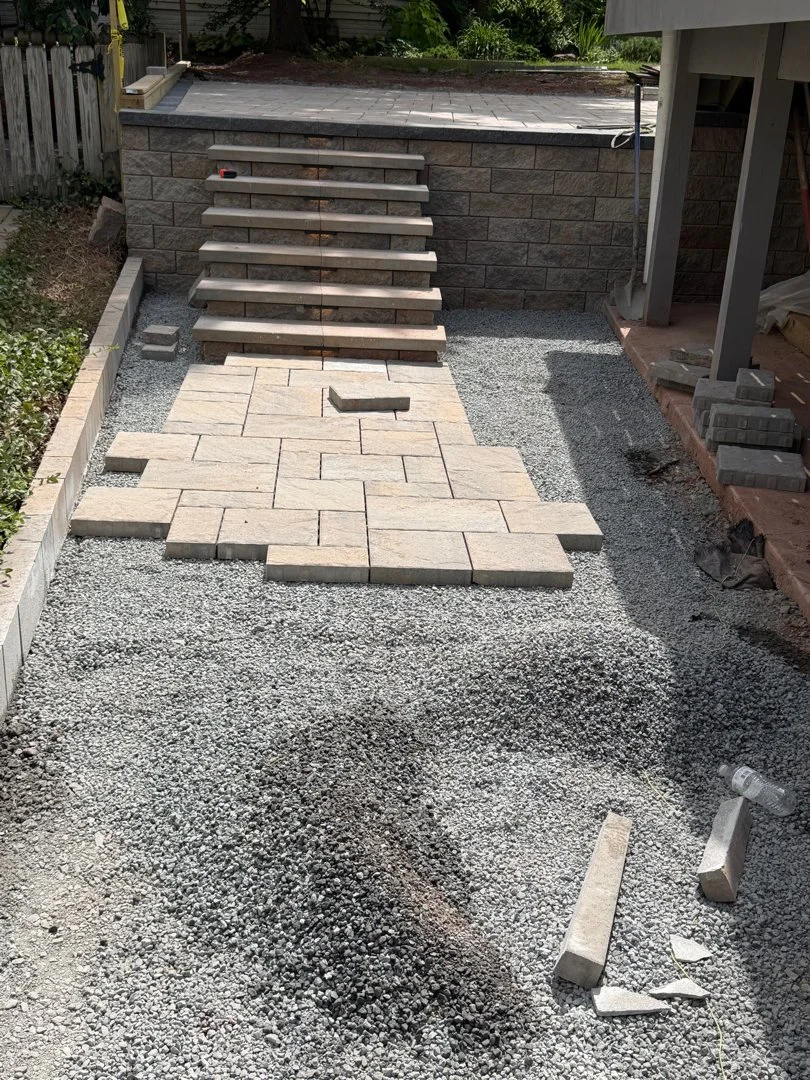 Techo Bloc Blu 60 Walkway in Ashburn