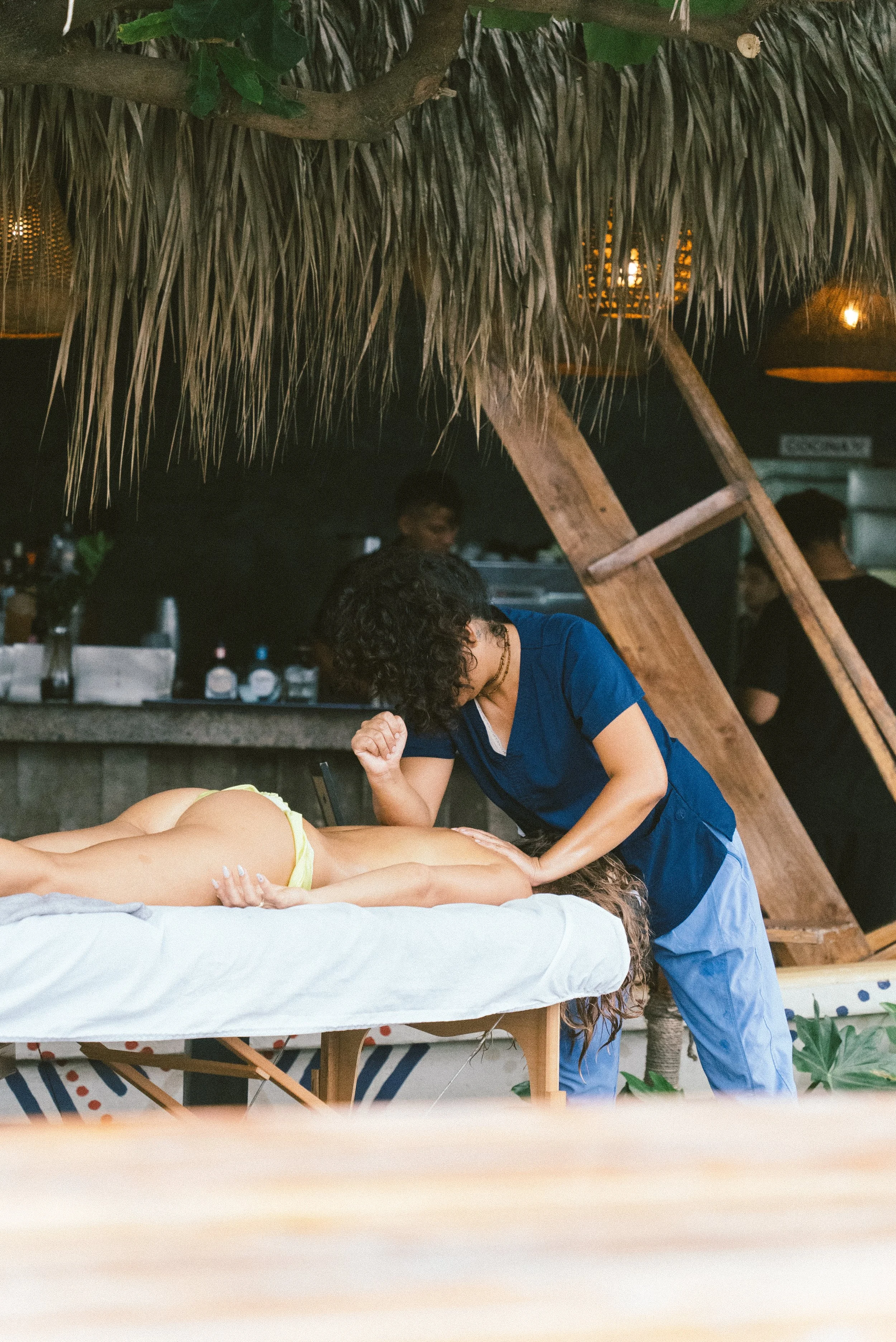 Copy of DSC01100-massage.jpg