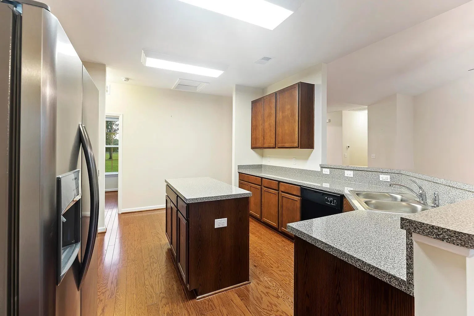 09-copperhead-trail-kitchen-island.jpg