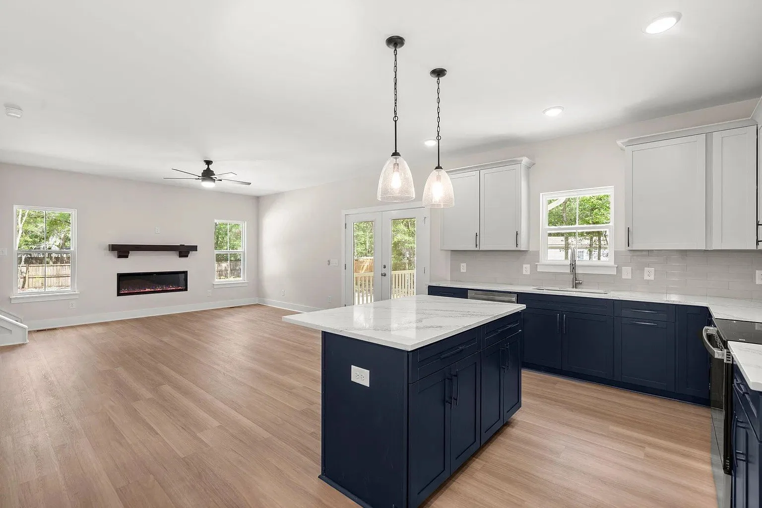 03-sandy-hill-farm-kitchen-living-open-concept.jpg