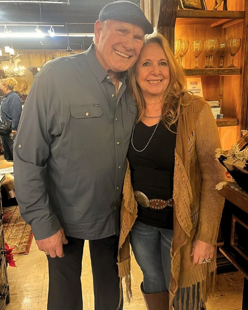 Was a pleasure to have @official_terry_bradshaw visit and shop with us! Thank you for being one of our top clients. See you soon ❤️

#terrybradshaw #riosinteriors #fortworth #fortworthstockyards #stockyards