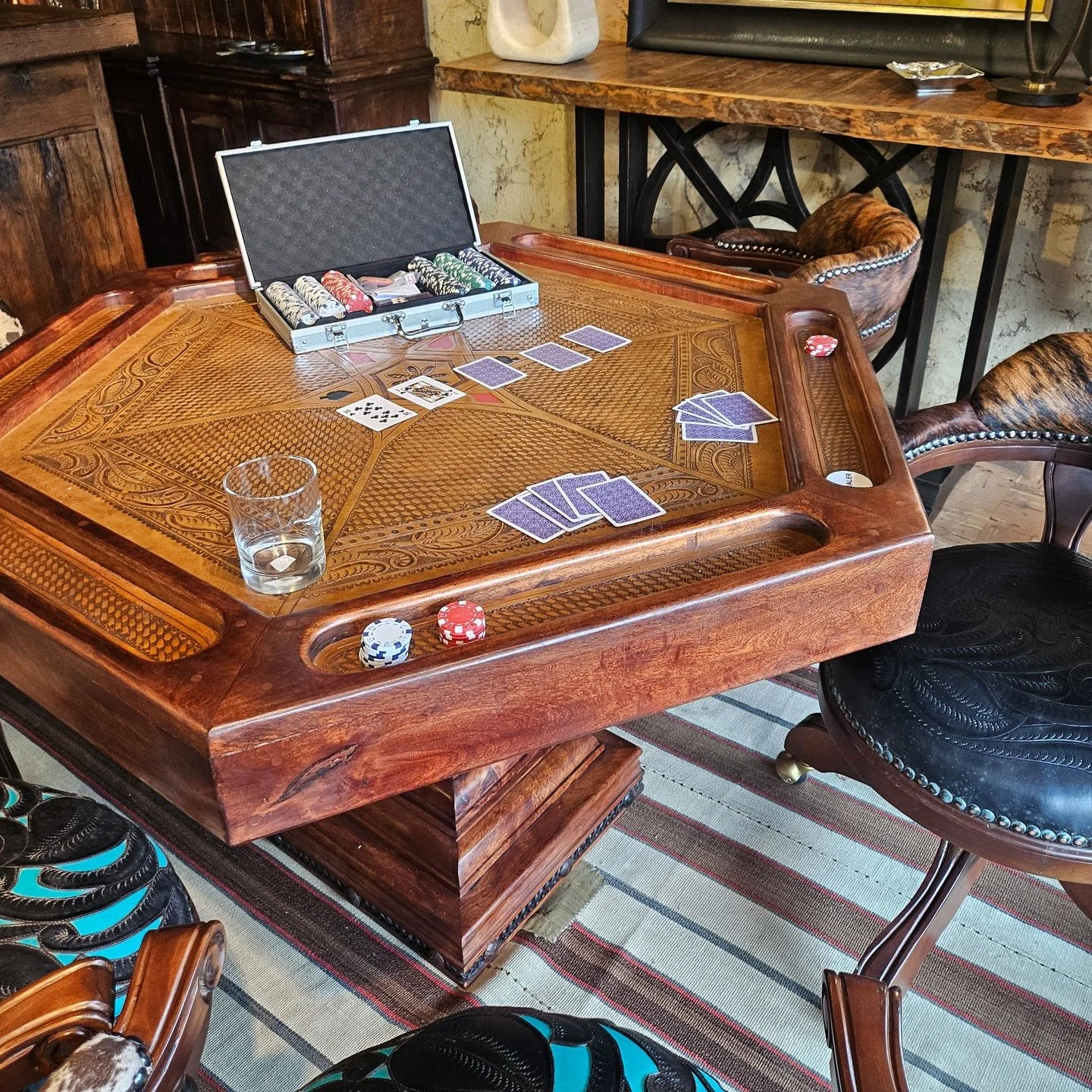Be ready for game night 🎰 
Our mesquite w/ hand-tooled leather poker table is a playable work of art!

Call to order or customize at 817.626.8600

#poker #western #handmade