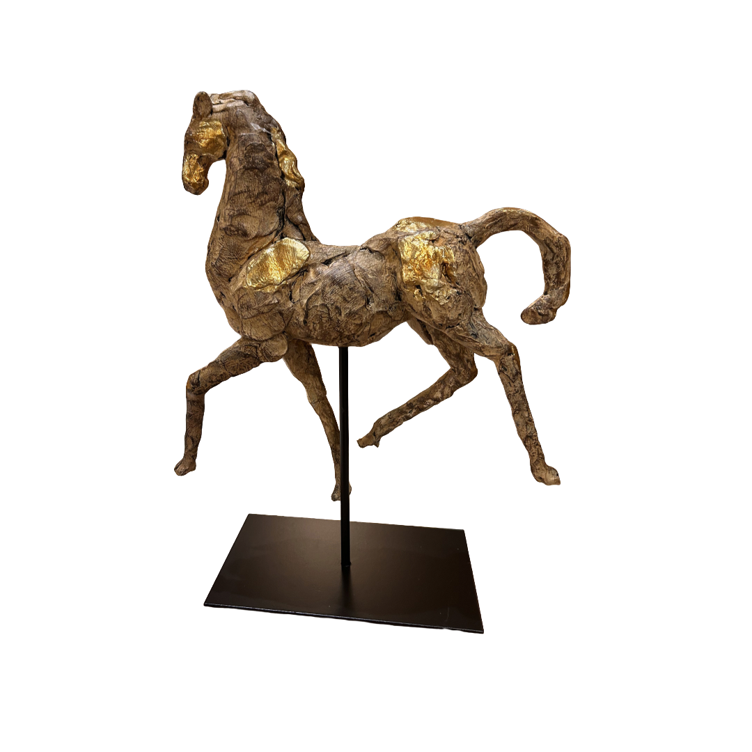 Caballo Dorado NB.png