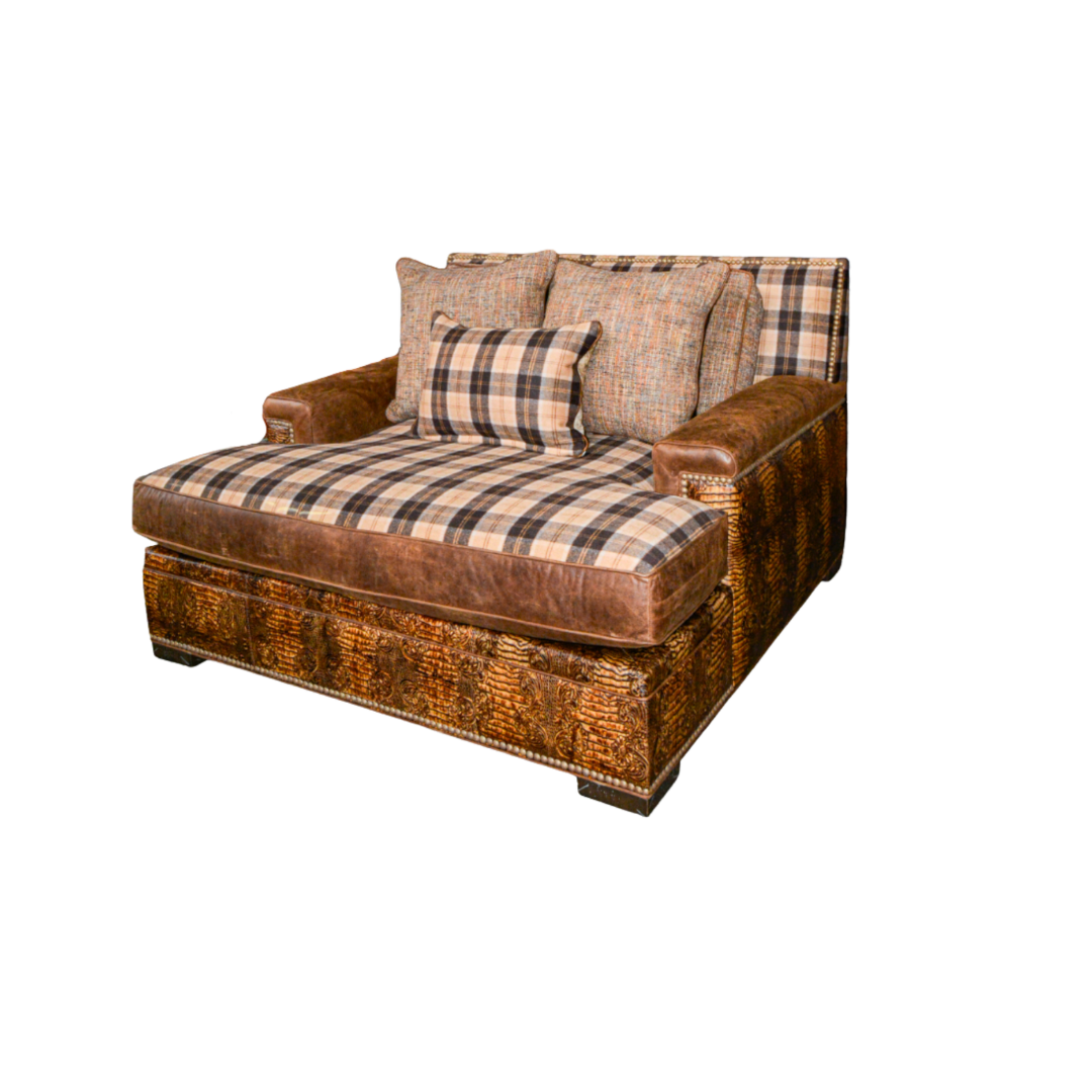 The Lodge Chaise Lounge