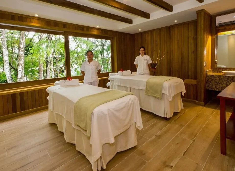 spa-las-lagunas2-1920w.jpg copy.jpg