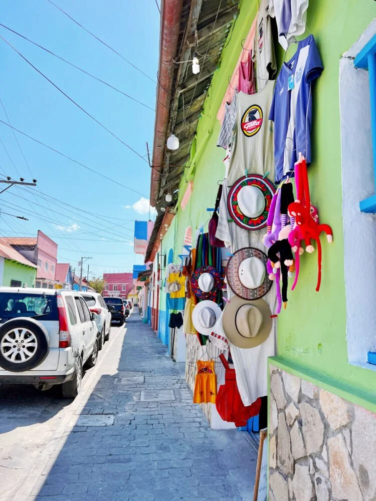 flores-guatemala SHOPPING.jpeg