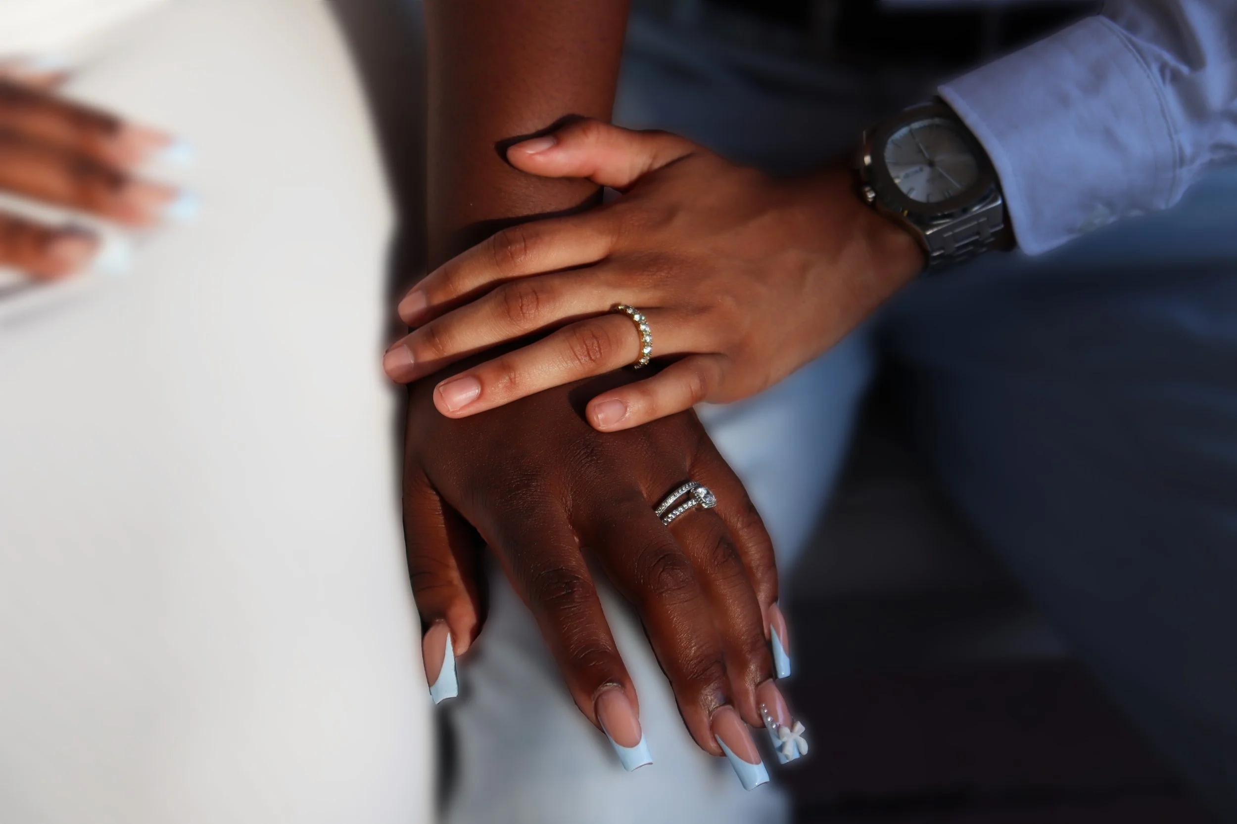 Hands1(color-blur).jpg