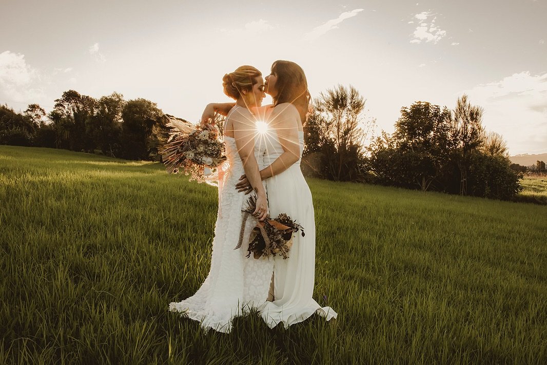 A little bit more of Ali and Ann with their besties. This is what Eloping is all about. Its being free; its full of everything that makes us human.

Brides @alliana.serrano and @_anngonzales
Celebrant @marryon_stewart
Hair and Makeup @jess_silk_mua
F