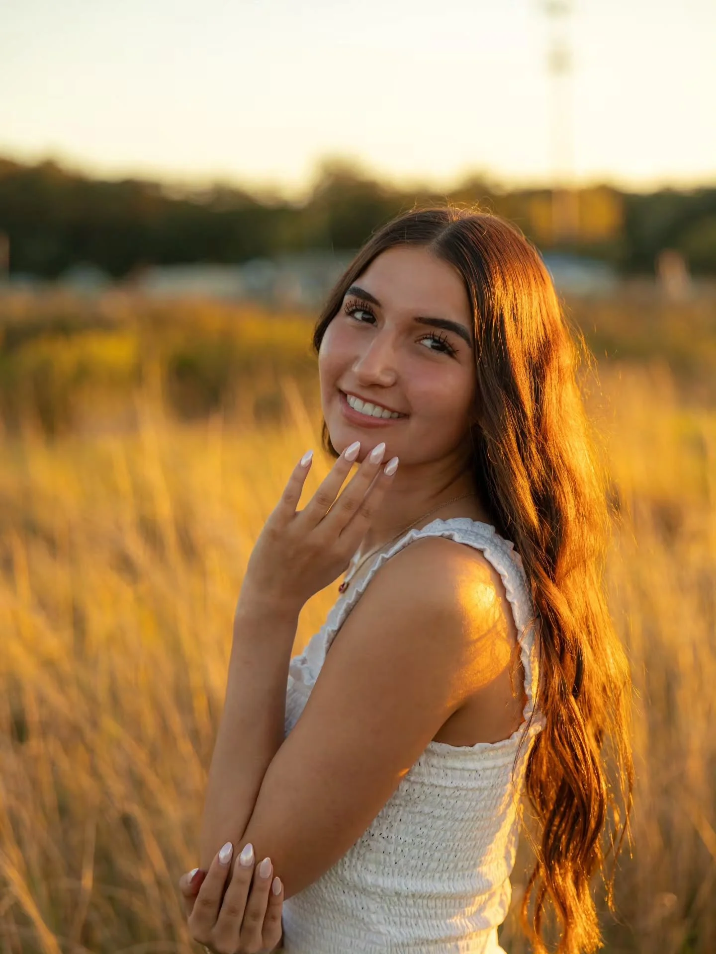 Senior Photos are coming Up!!! Here's some of my recent work, Which ones your favorite??
.
.
#jakemarkkophotography #seniorphotography #ohiophotographer #photographernearme #seniorposes