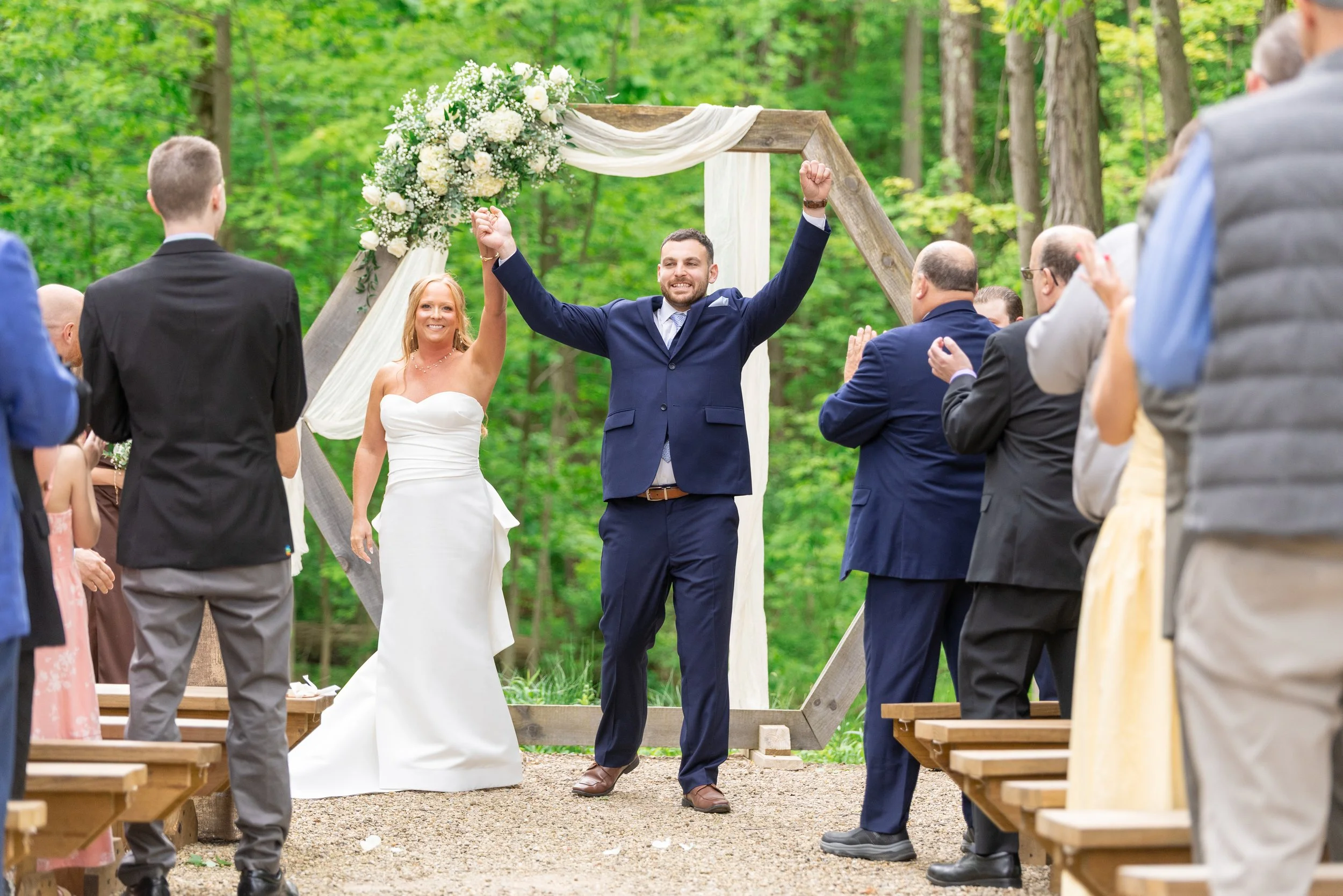 Jon + Lindsey-279.jpg