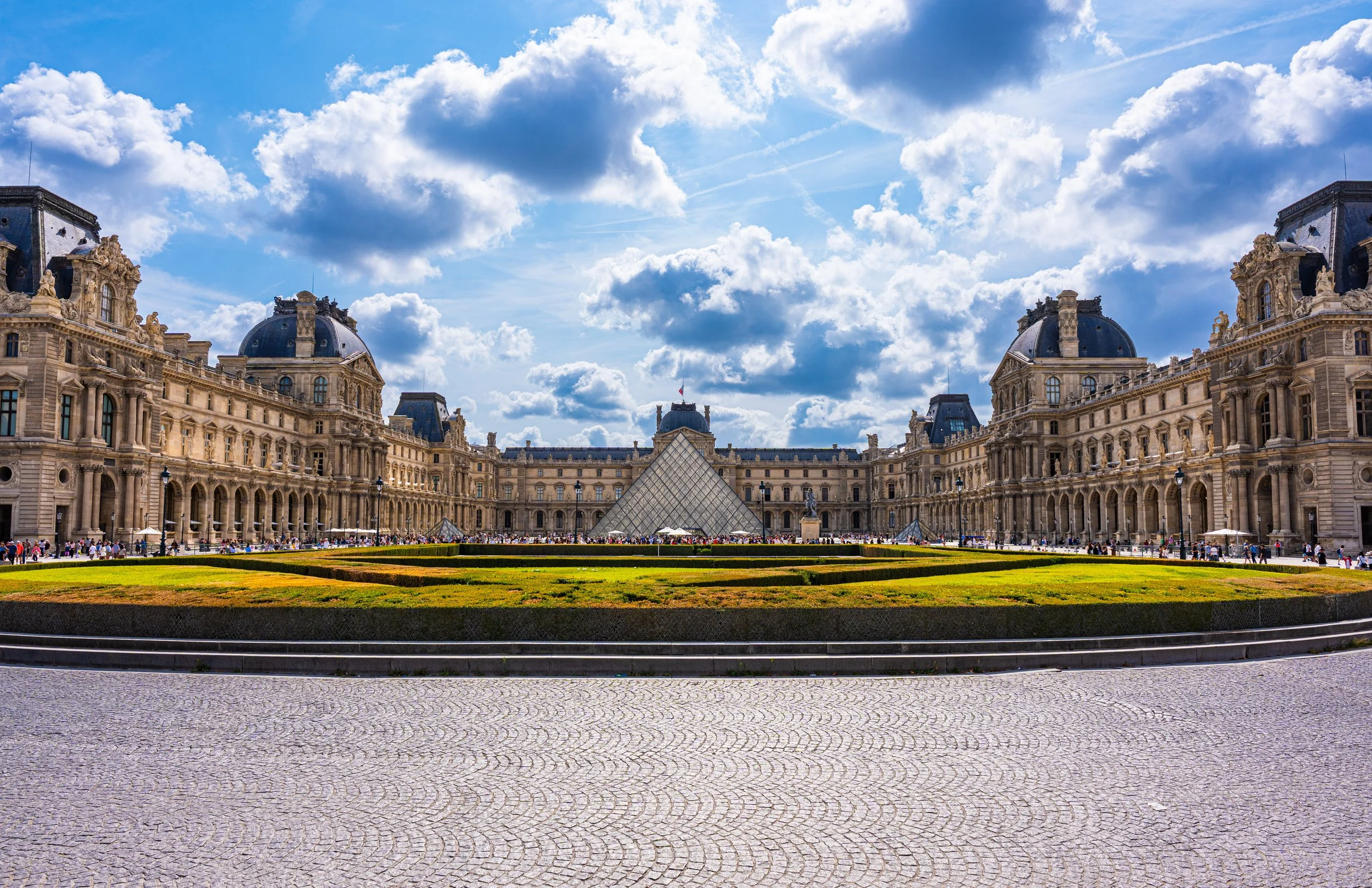 Louvre Museum
Paris, France