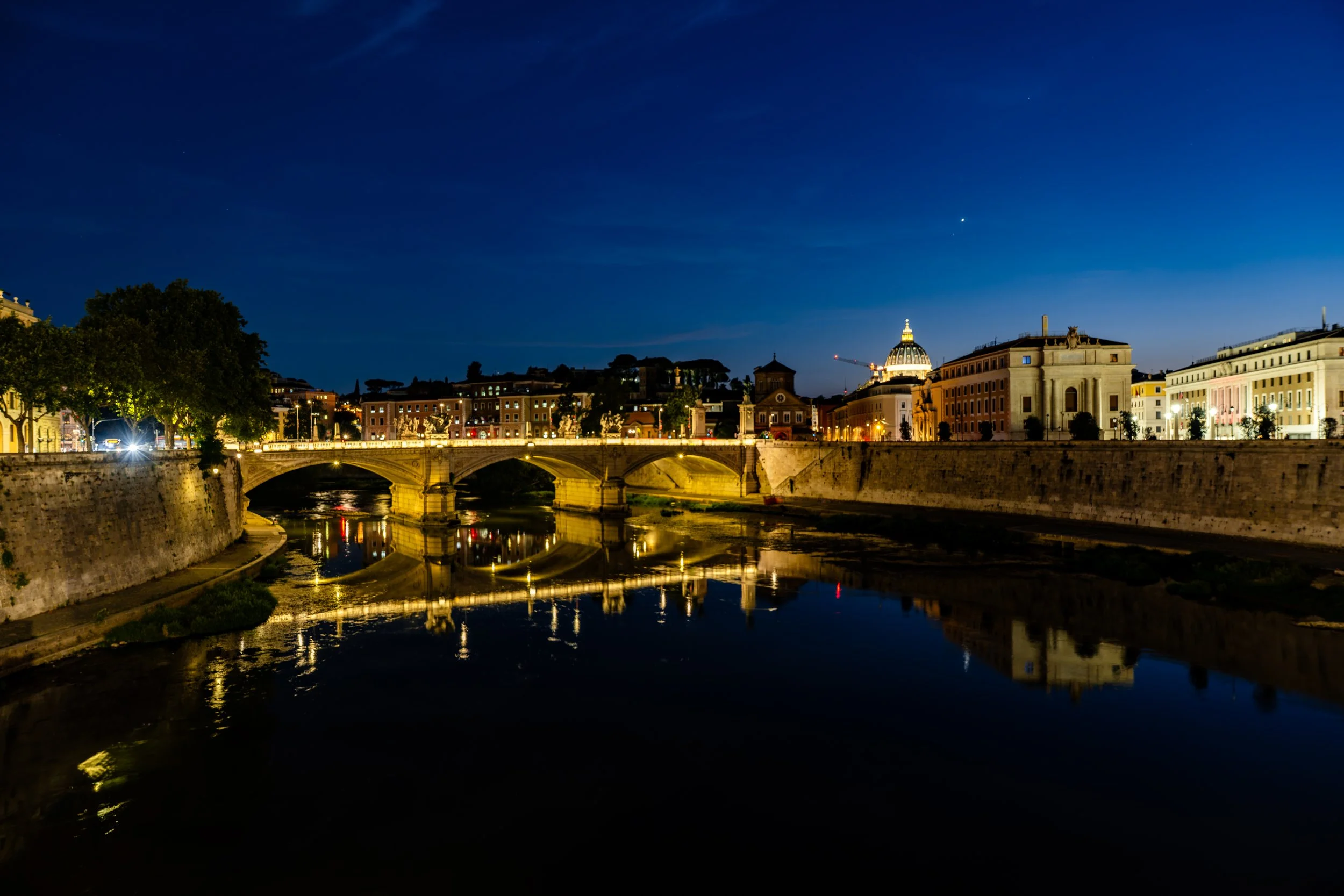 Ponte Sant'Angelo {Bridge of Saint Angelo} at night