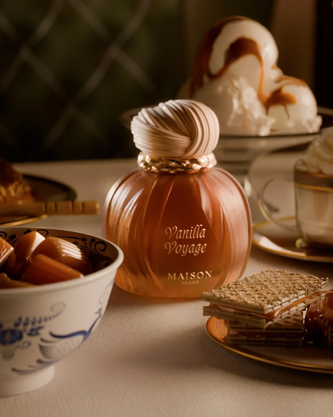A treat for the senses 🍮✨
Maison Asrar Vanilla Voyage - where creamy vanilla, golden caramel, and buttery sweetness come together in pure indulgence.
#maisonasrar #vanillavoyage #gulforchid #vanillafragrance #gourmandperfume #vanilla #perfume #fragr