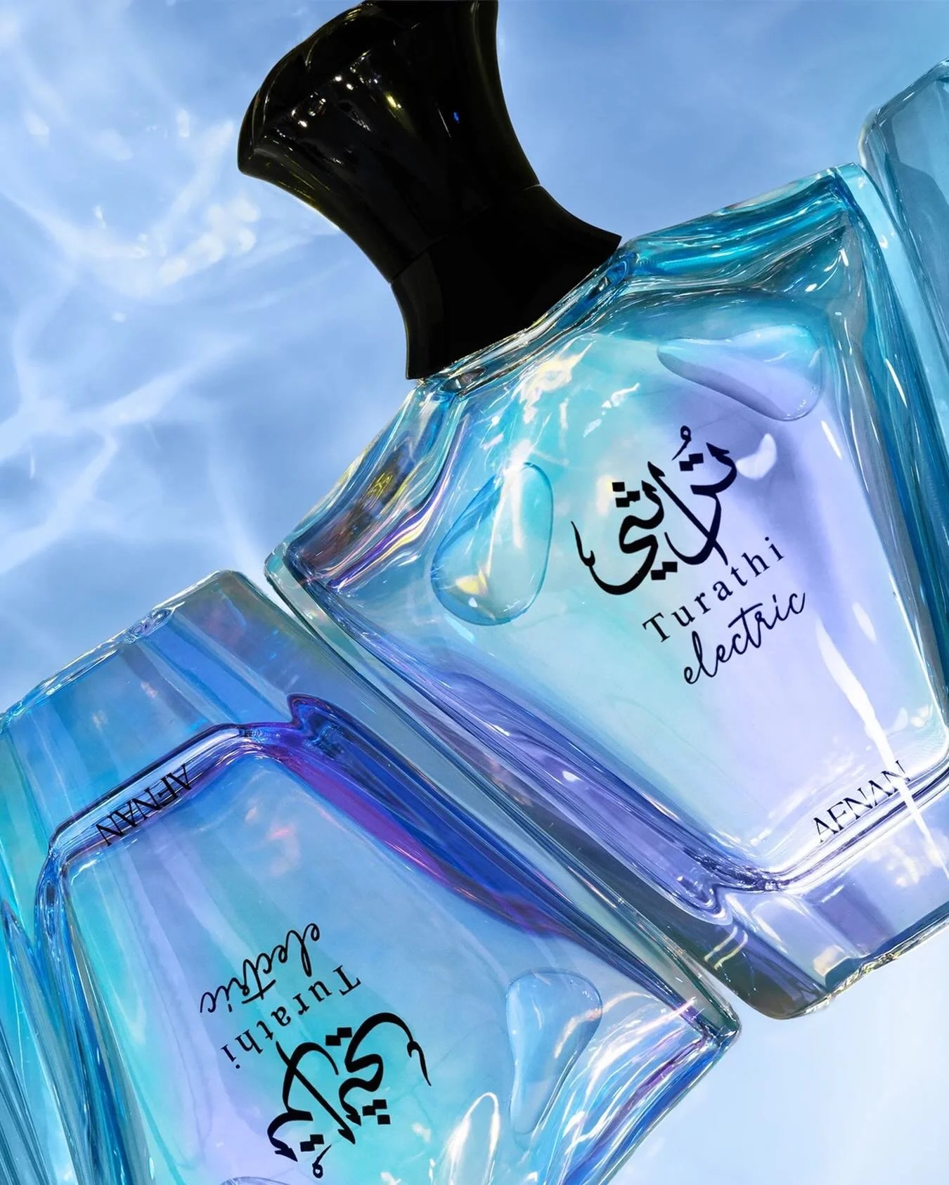Bright, crisp, and effortlessly modern 💙
Turathi Electric opens with juicy pear and citrus sparkle, settling into a smooth musky-amber base that feels clean, luminous and addictive.
#afnan #afnanaustralia #perfume #fragrancetok #fragrance @afnanperf
