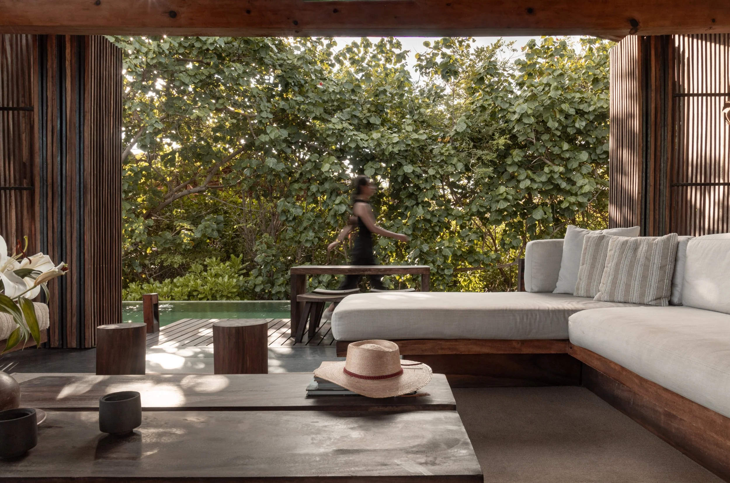 2025.10-Voom-Anina-Casa Malandra-Baja-29.jpg