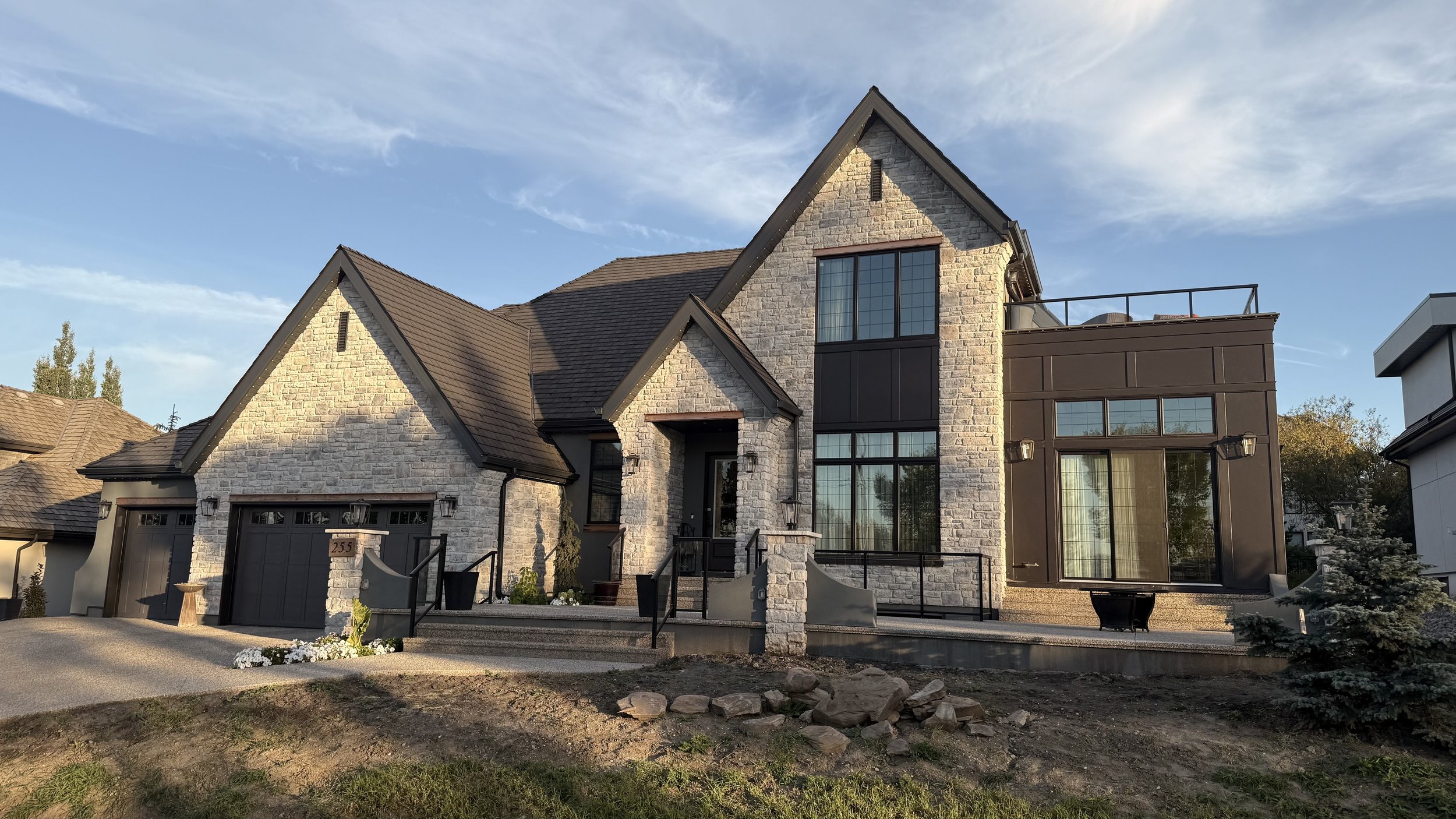 255 Windermere