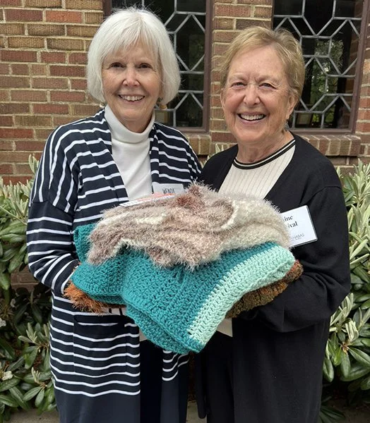 Loose Knitters.jpg