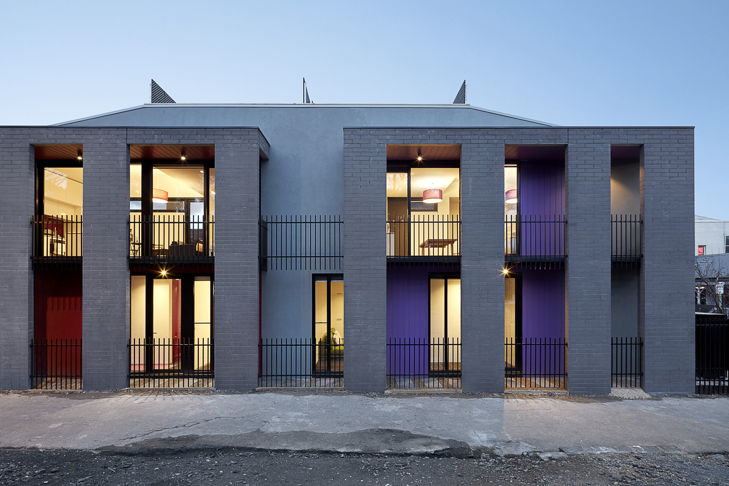 PAD015 Richmond Townhouses - Exterior side.jpg