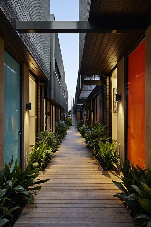 LOX-Lennox-St-Richmond_Passageway-5.jpg