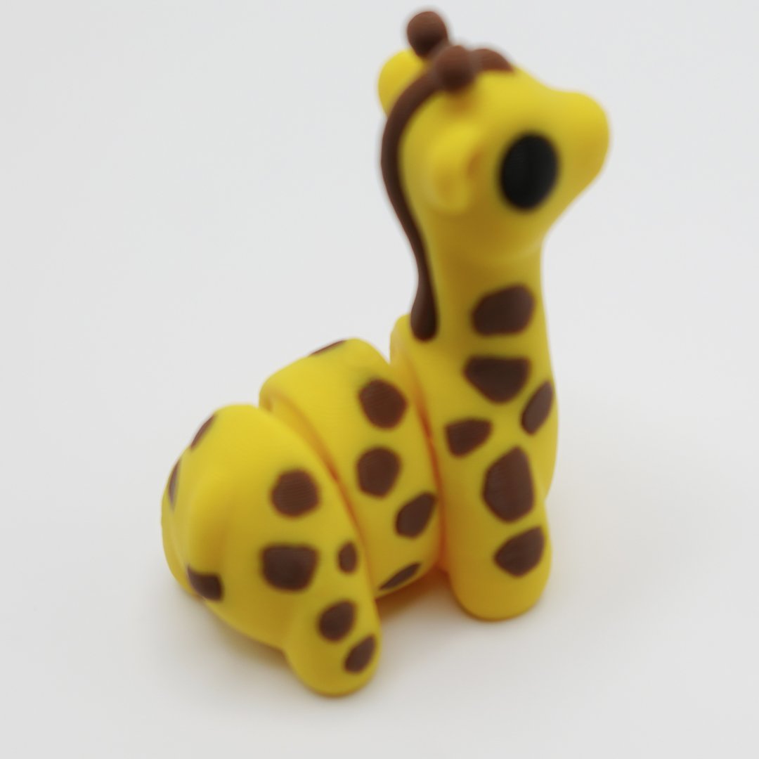 Giraffe No Keychain 2.jpg