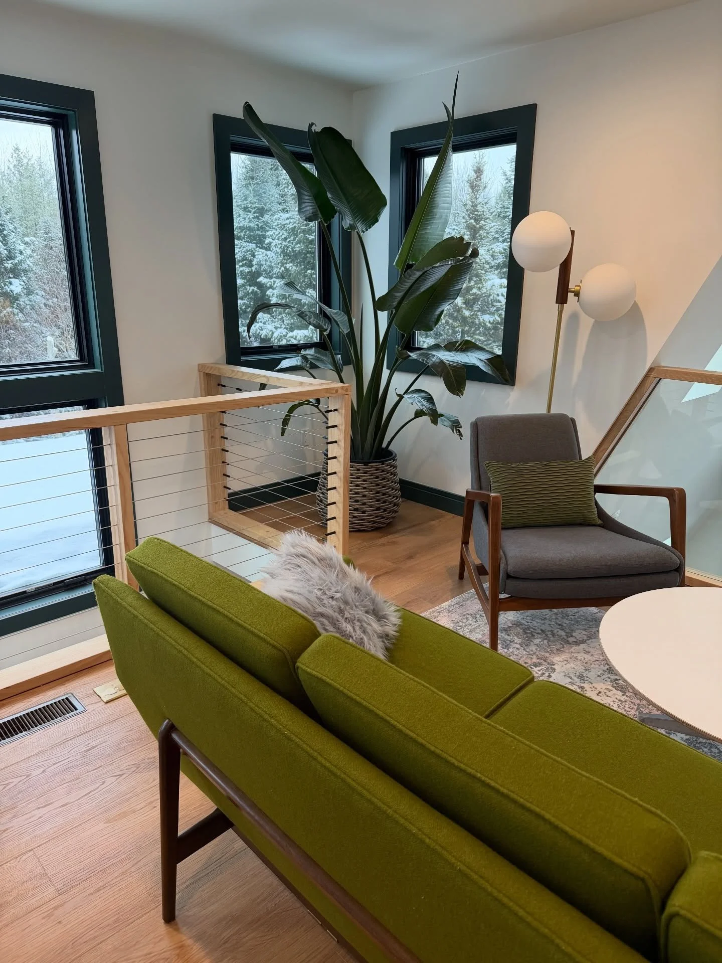 Hang out in the upstairs loft ✨ This 1950s sofa was a true gem&mdash;we stripped it down to the bones and gave it a full reupholstery. The result? Absolutely beautiful 🤩 #twinpeaksaframes