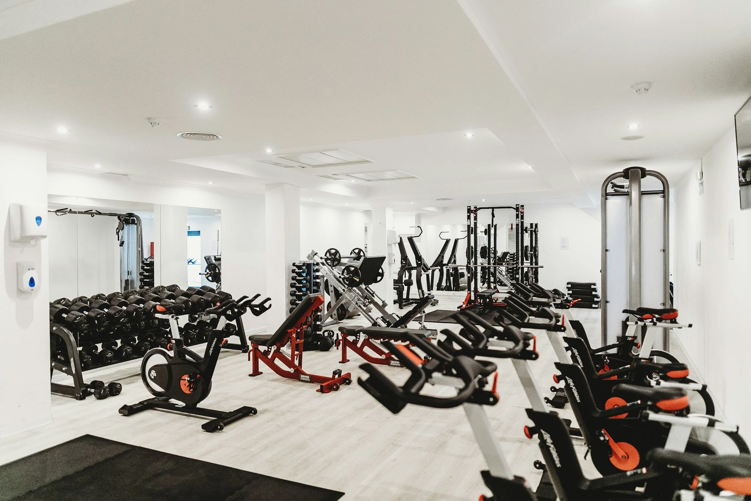 Entrepreneur Gym Bag Essentials: How I Stay Consistent While Running a Business