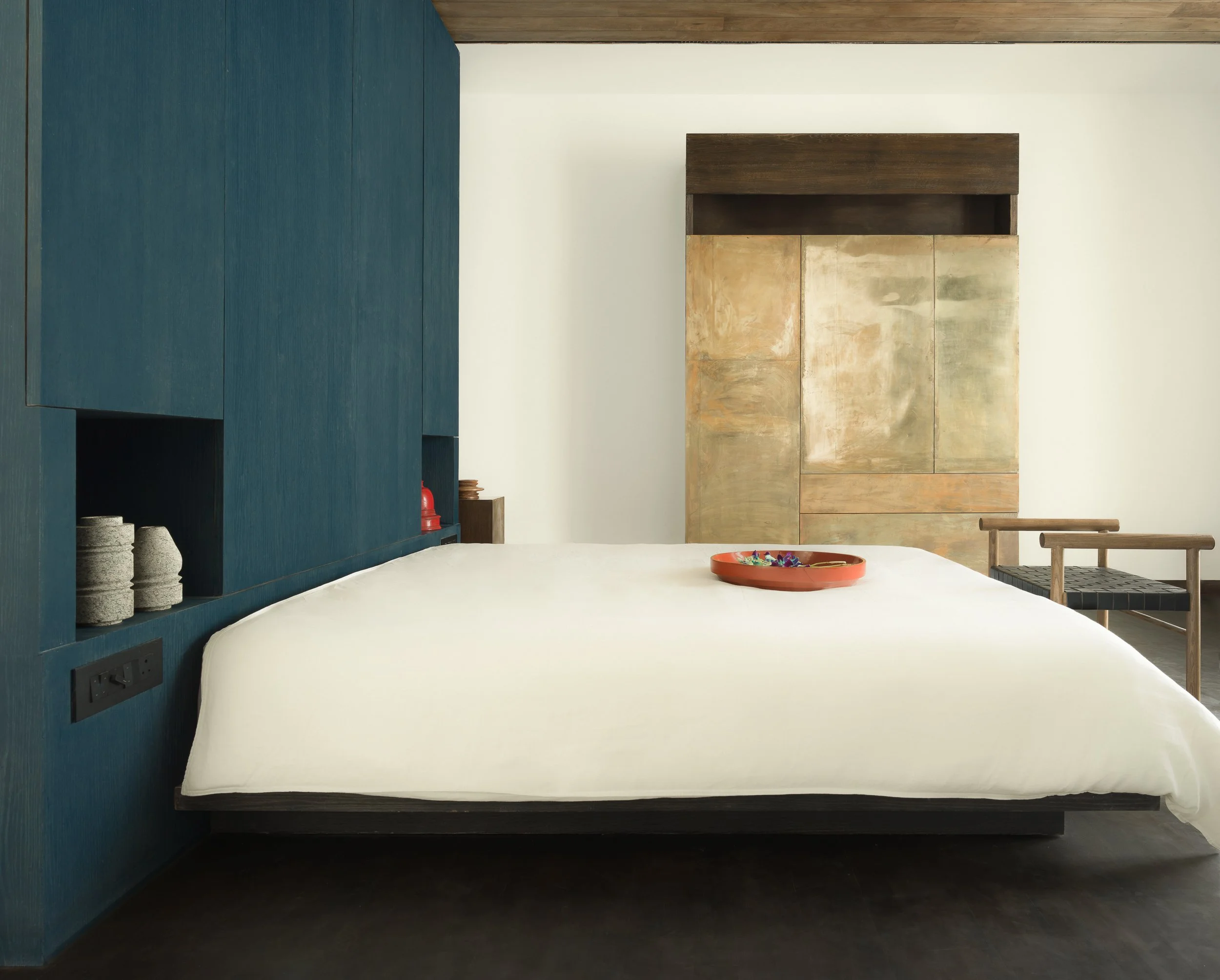 19 Bedroom - Indigo.jpg