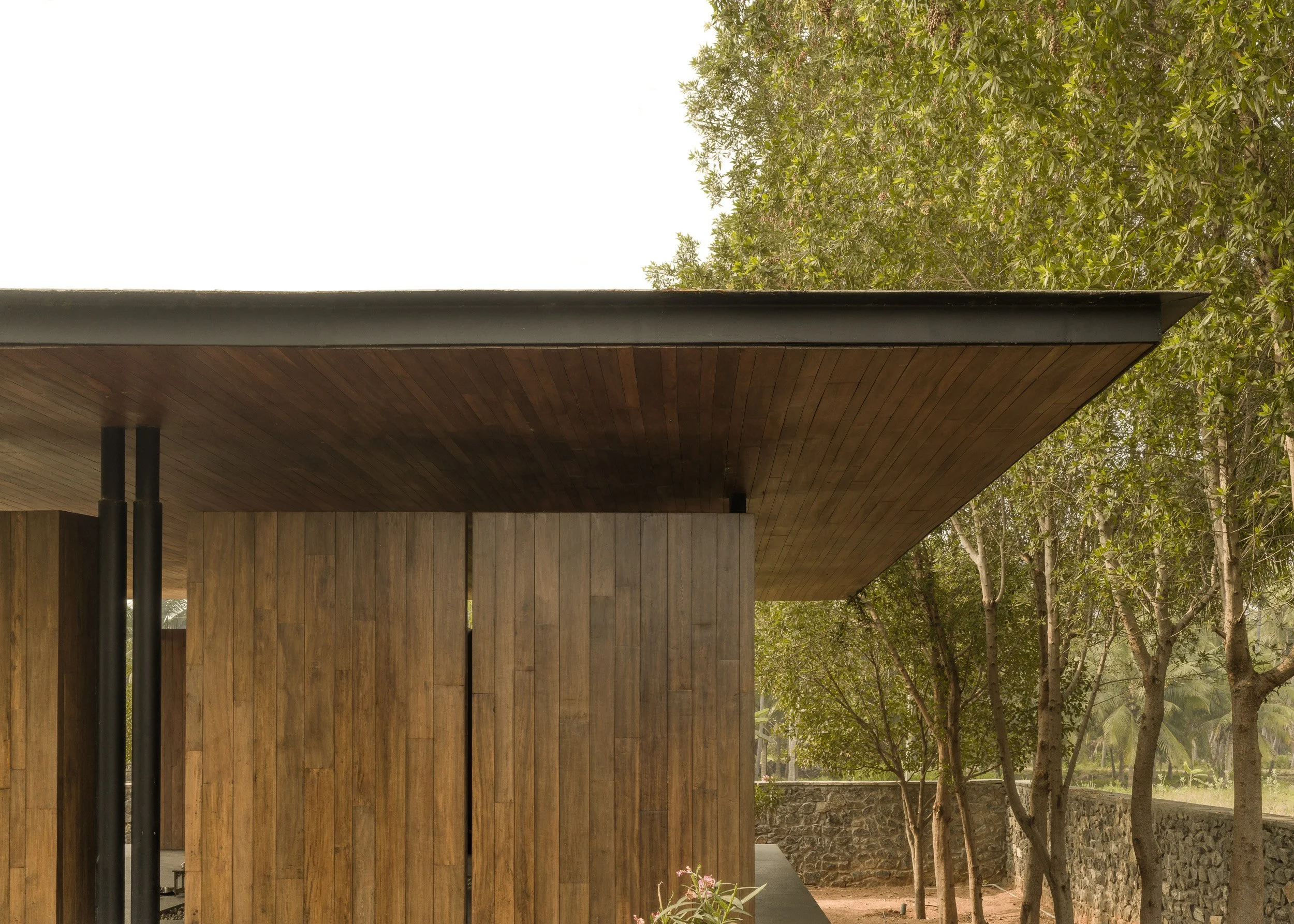 nilai-182 design-4.jpg
