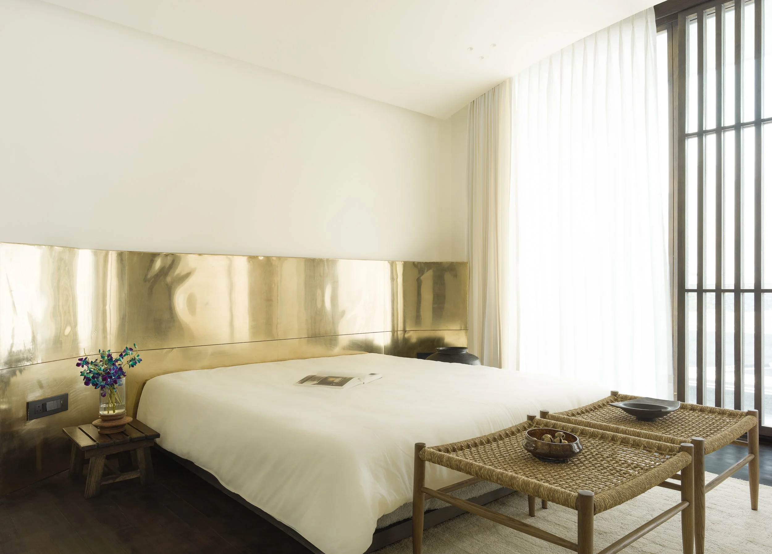 23 Bedroom - Brass.jpg