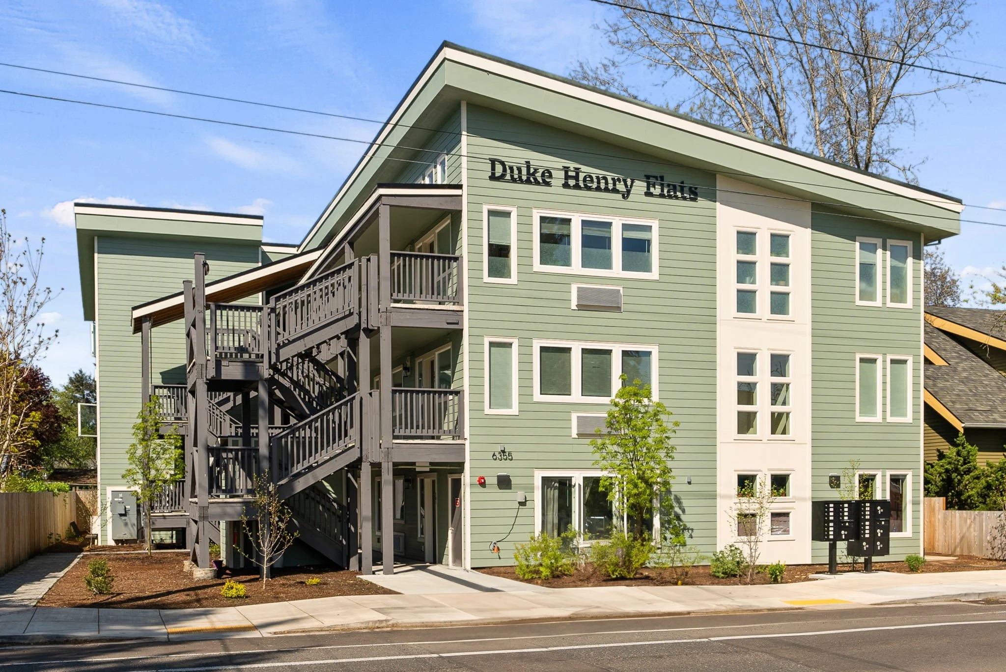 Duke Henry Flats Apartments at 6355 SE 92nd Ave., Portland, OR 97266