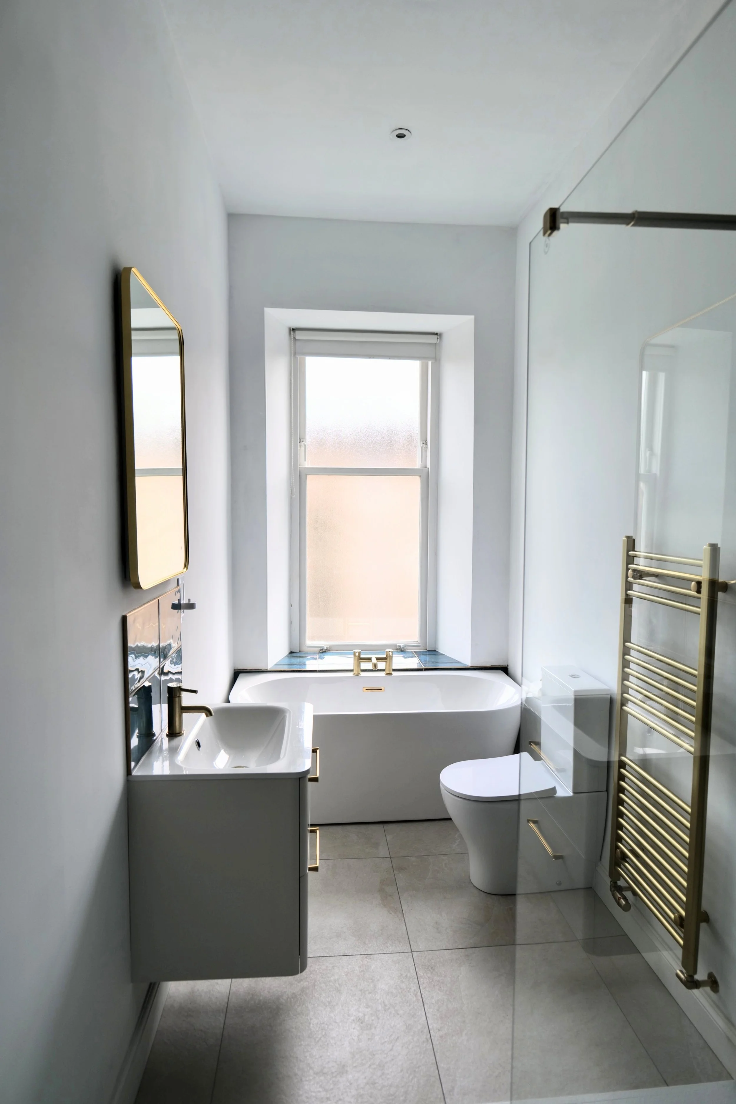 Space saving bathroom ideas