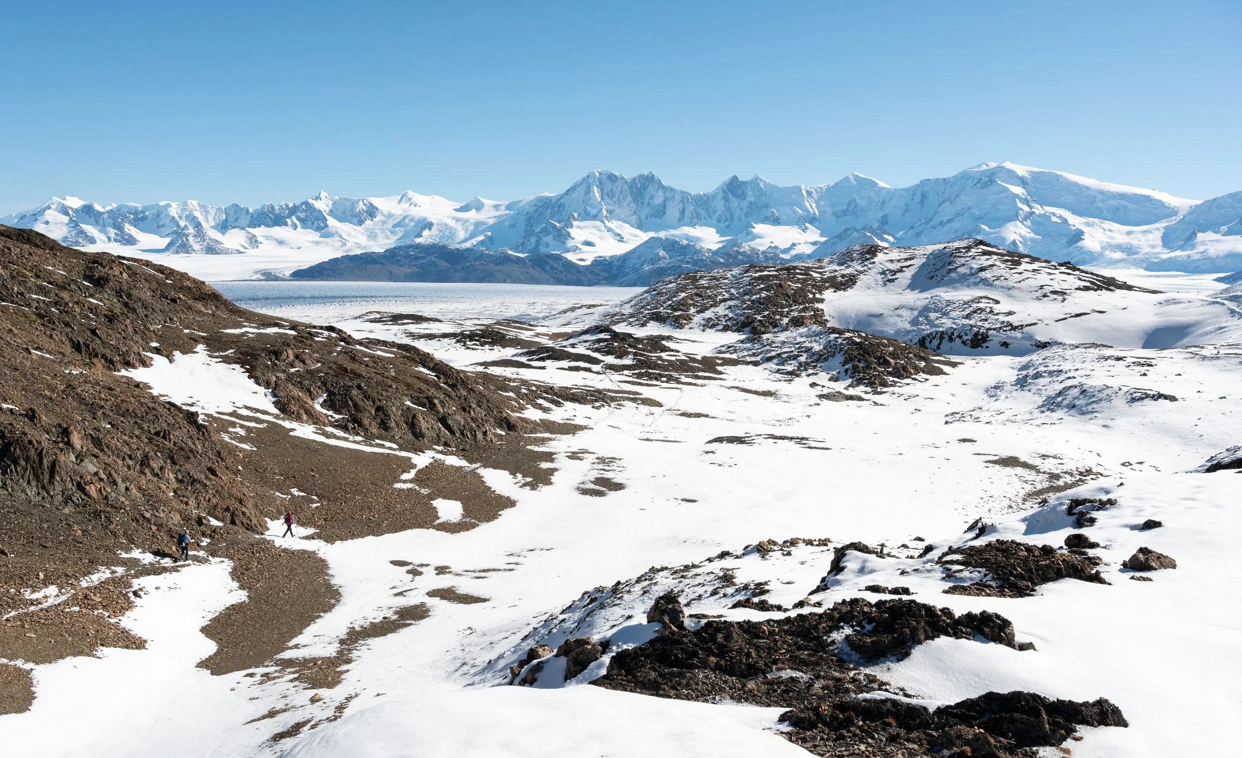 The view of the Southern Patagonian Ice Field is absolutely mind-blowing. Covering over 13,000 km², it is the third largest continental ice field in the world, surpassed only by Antarctica and Greenland.