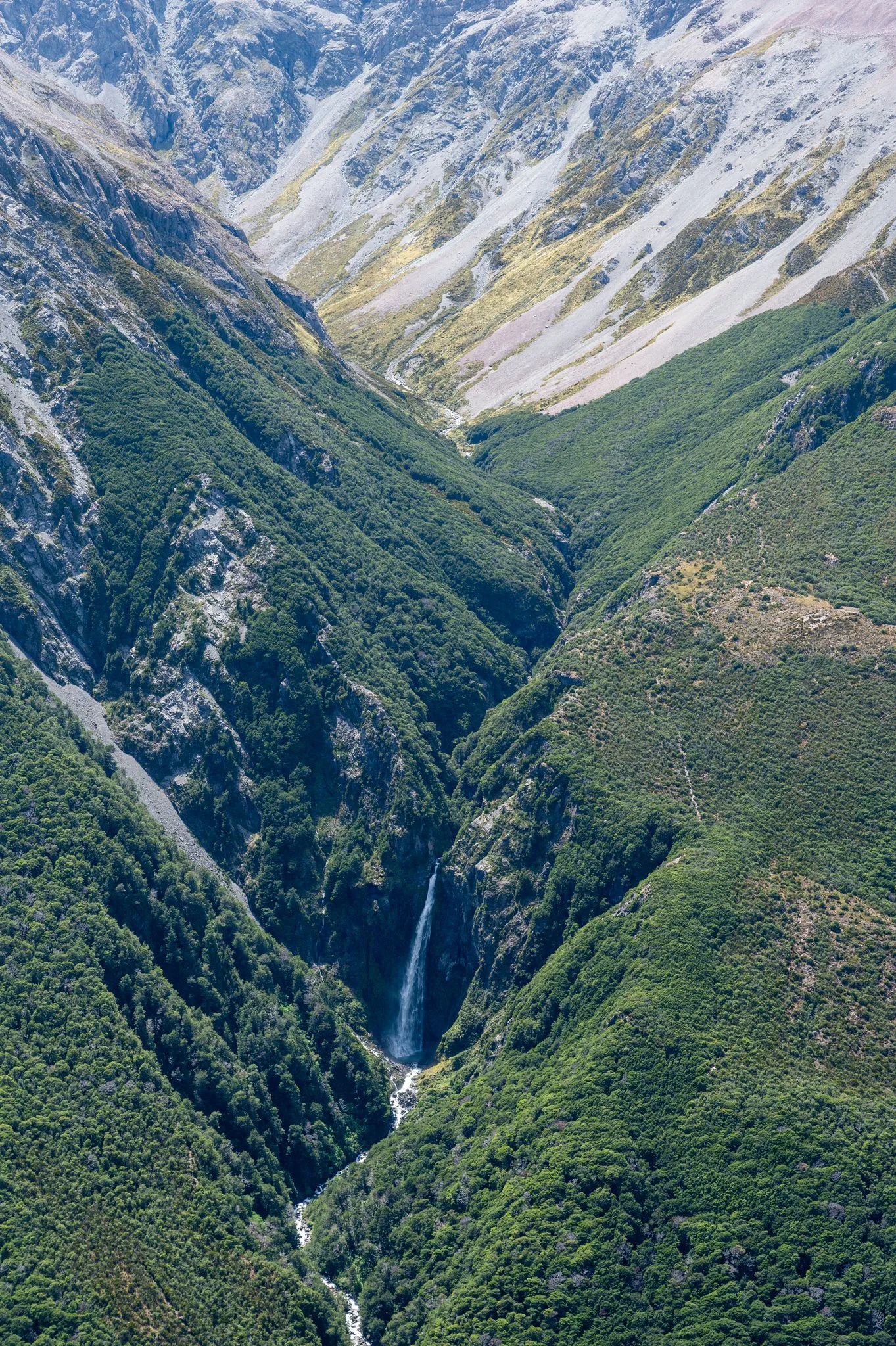 A 132m high Devils Punchbowl Waterfall as seen from Avalanche Peak. 