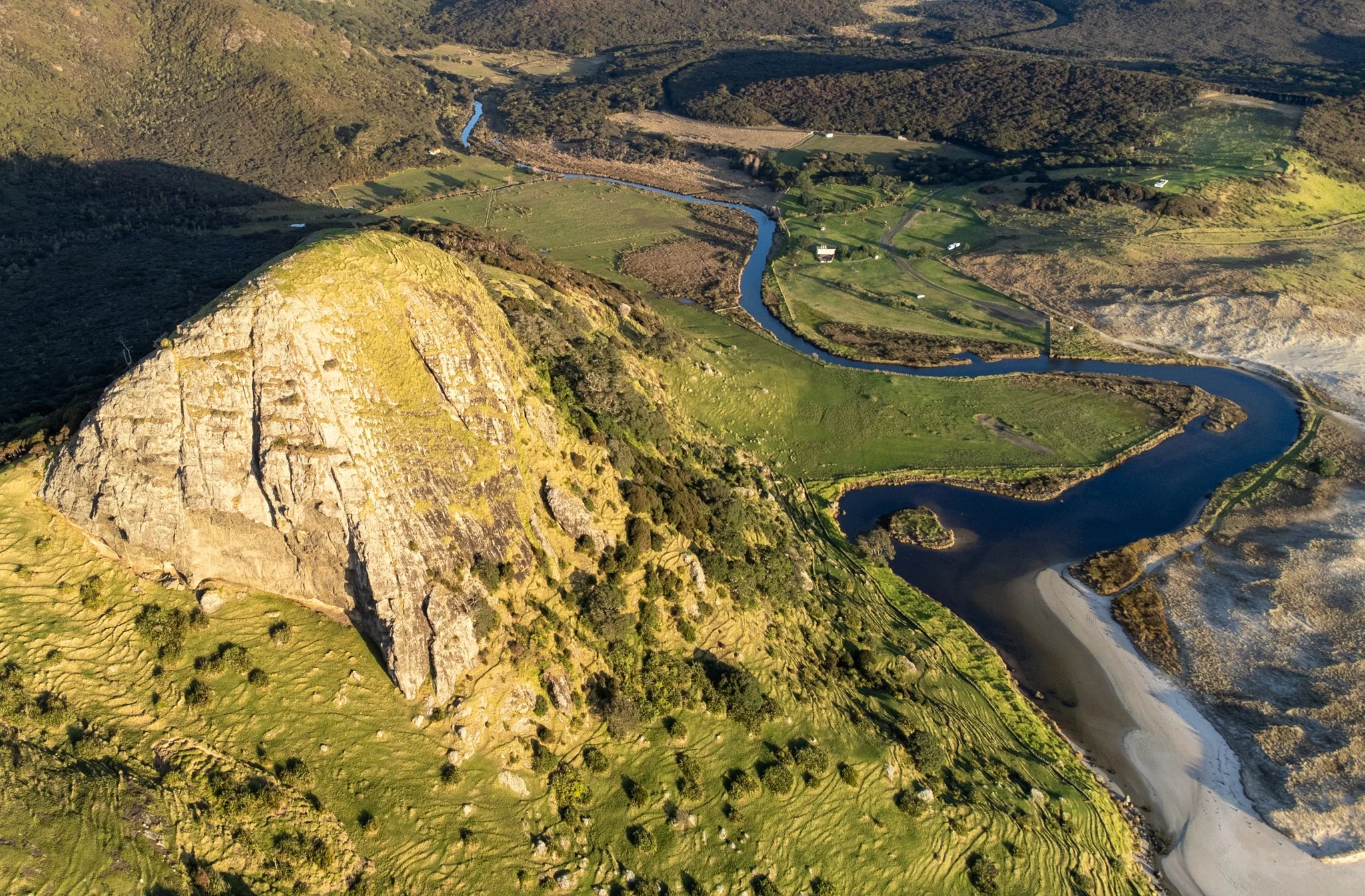 Maungapiko Hill, a secret peak for Māori, and Kapowairua Campsite.