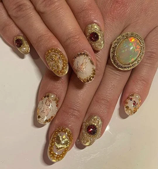 nails 3.jpeg