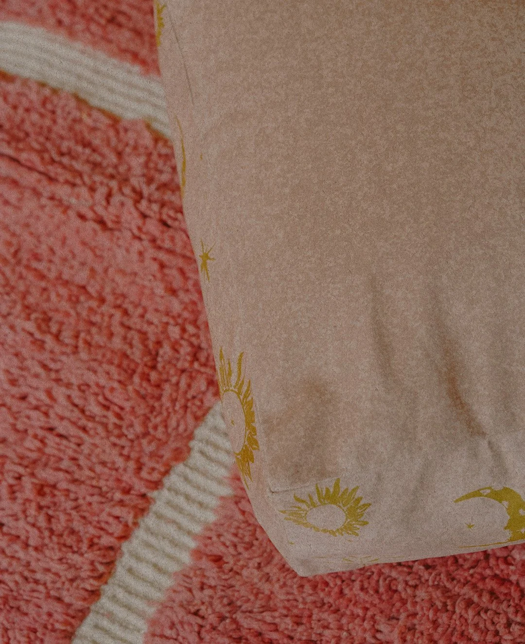 Coussin de sol - rose - 3.jpg