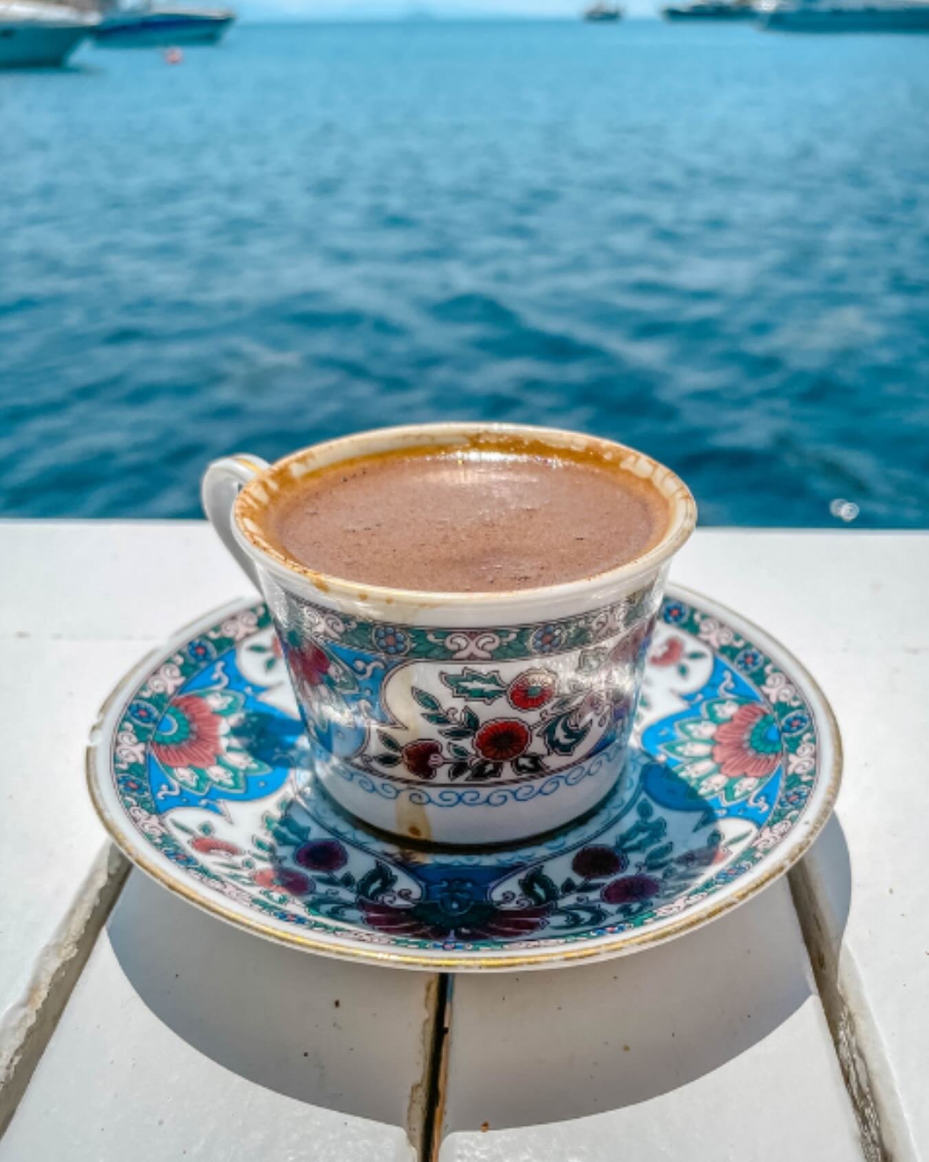 ☕✨ Coffee by the water, ideas in the air.
 
Summer&rsquo;s breeze is stirring, dreams beyond compare.
Moments made for motion, brands that boldly dare. 
June is almost here&mdash;and with it, the season of sunshine, traveling, and spontaneous splurgi