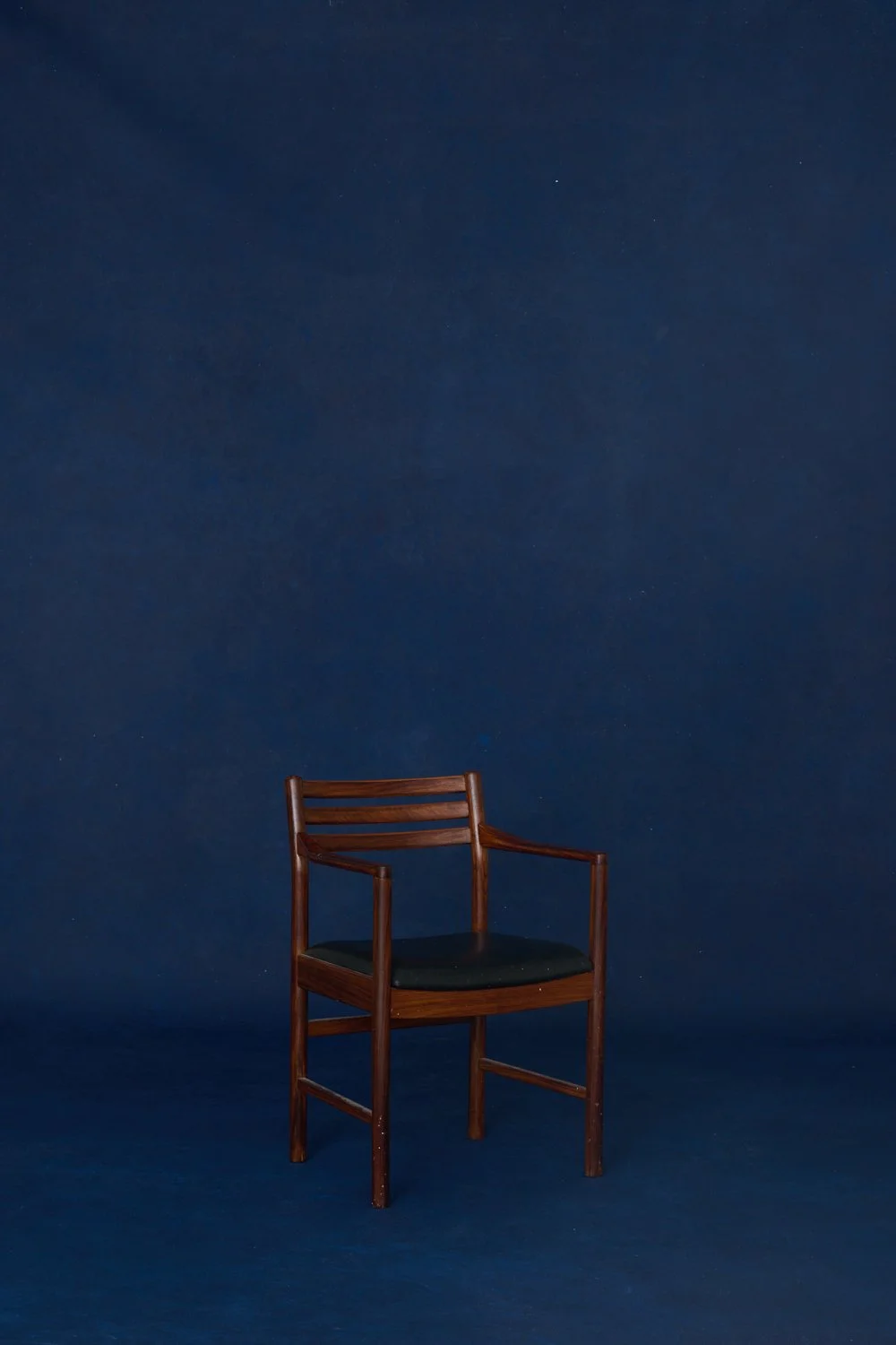 Navy hand painted canvas photography backdrops to hire from Manchester based Hollins backdrops.