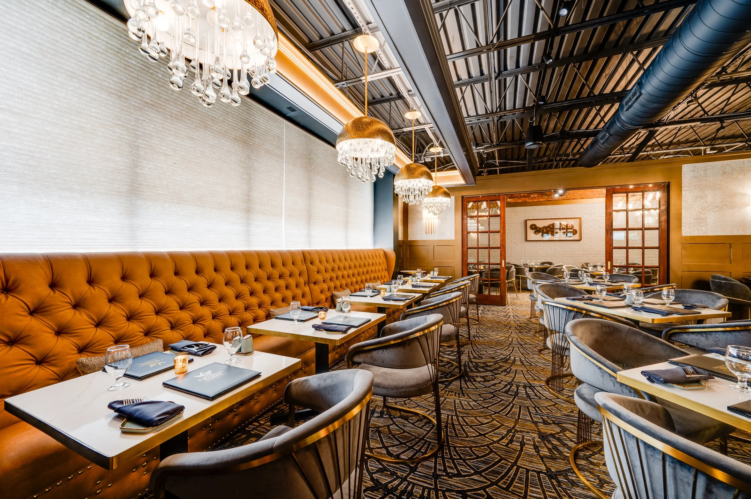 The Crown's Ember_dining booth 2.jpg