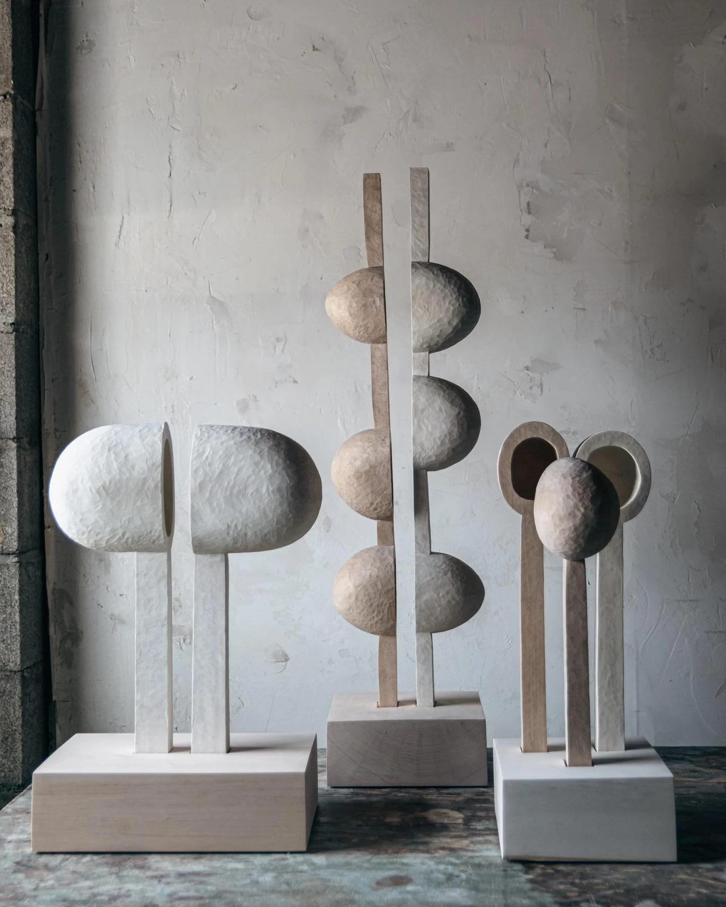 joshua_vogel_sculpture_1693569732_3182216022073215136_44782600676.jpg