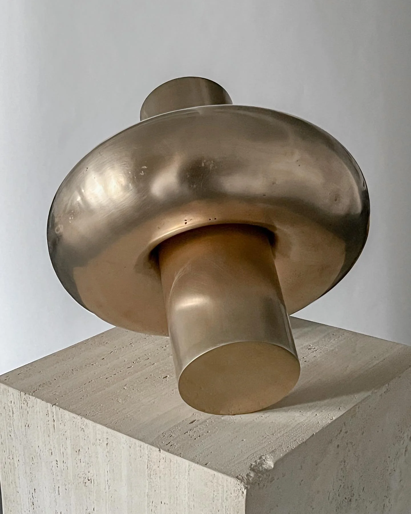 joshua_vogel_sculpture_1669756783_2982458527108693693_44782600676.jpg