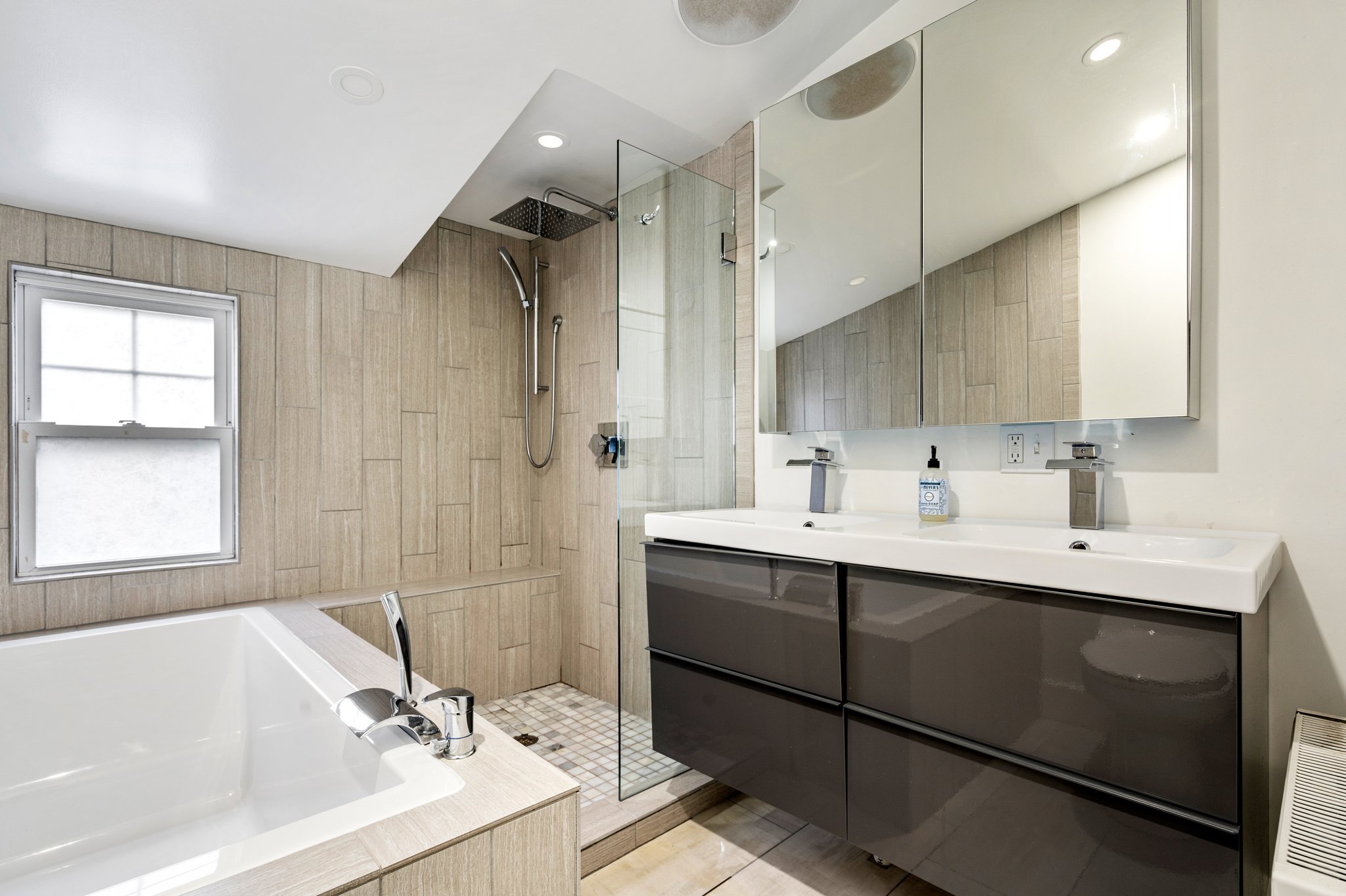 76-web-or-mls-DSC04280.jpg