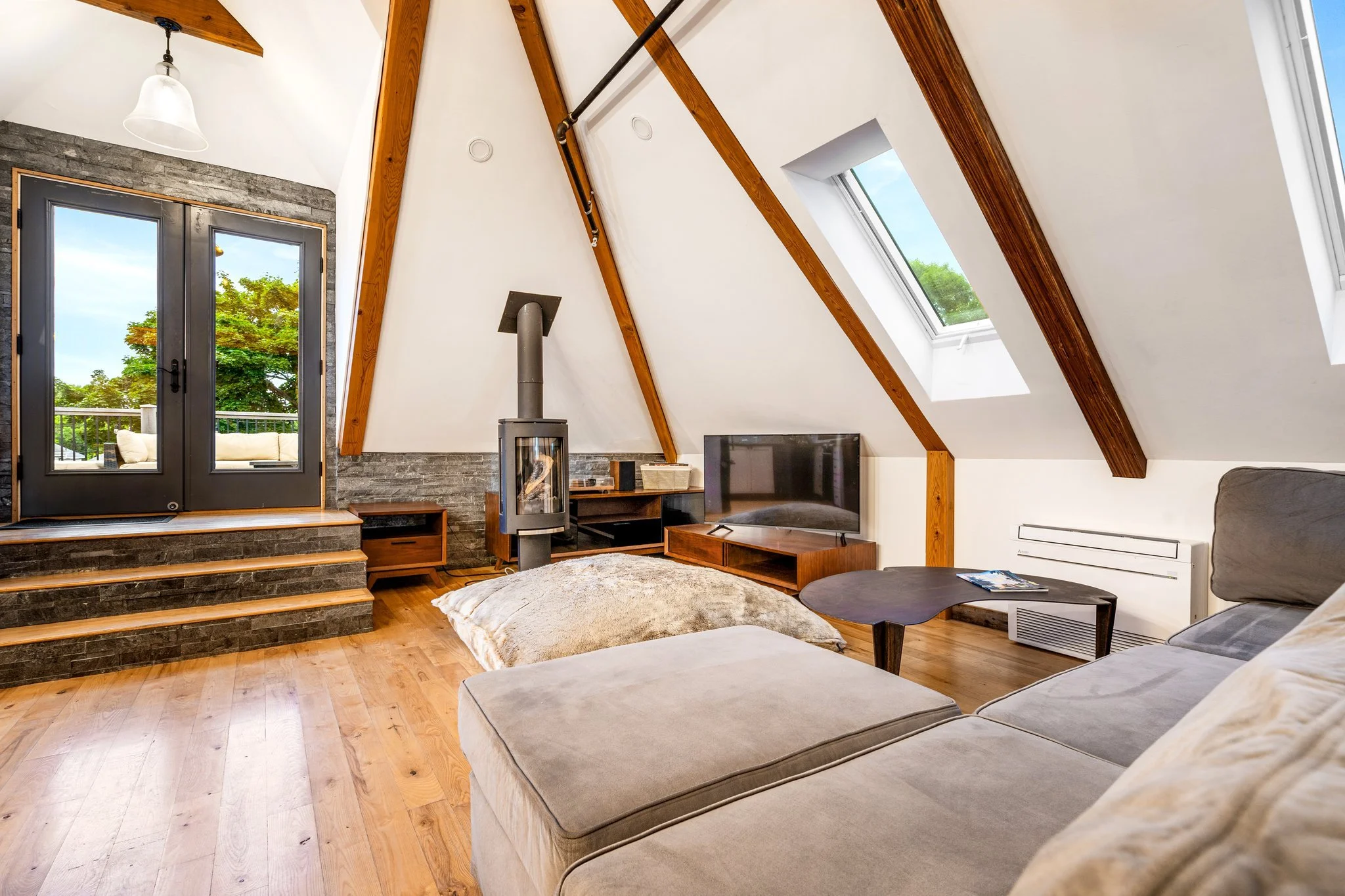 106-web-or-mls-DSC04475.jpg