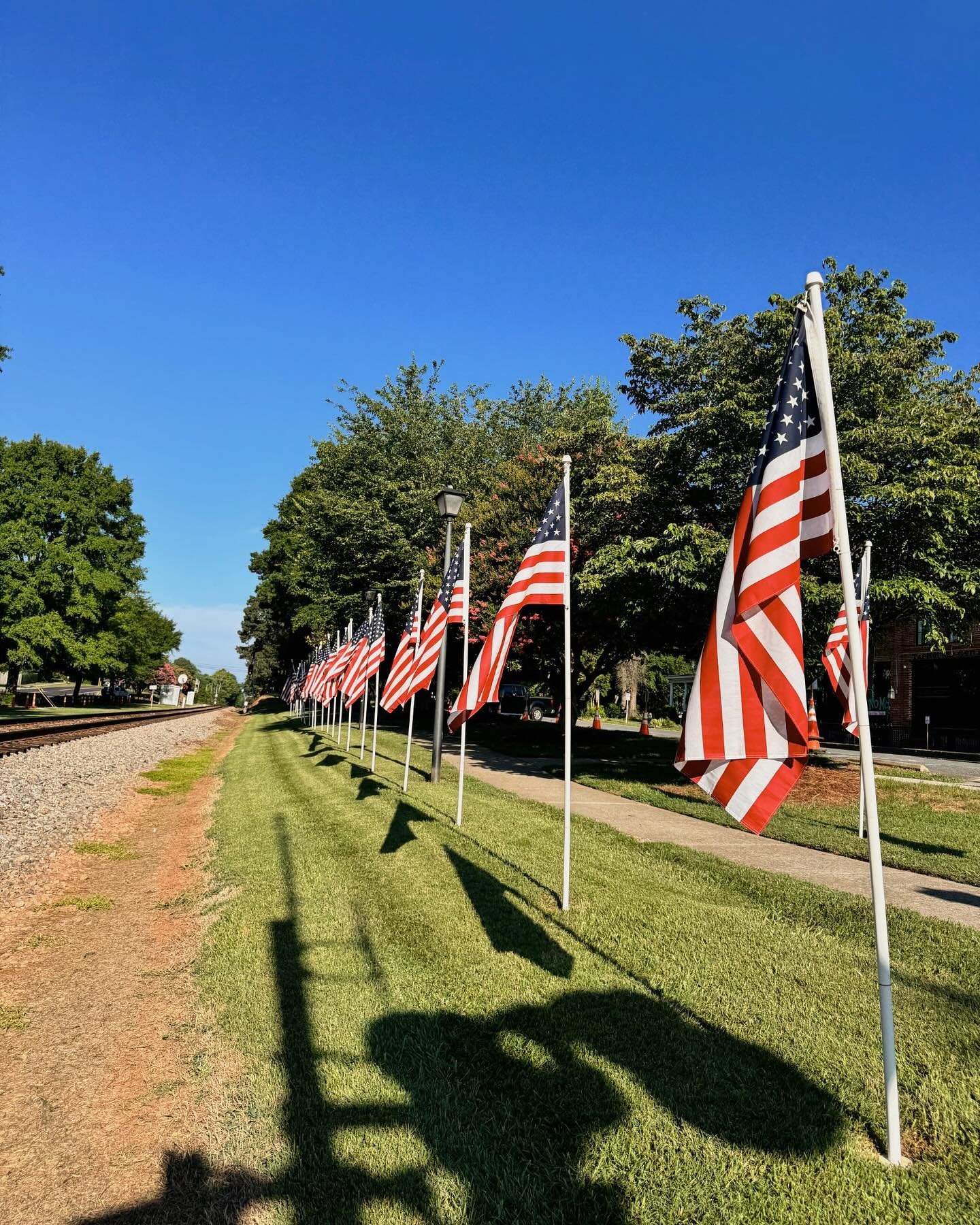 It&rsquo;s amazing what 100 flags and a whole lot of heart can do&mdash;thank you, Rotary Club of Waxhaw-Weddington!

Downtown Waxhaw is proudly decked out in red, white, and blue thanks to the Rotary Club&rsquo;s Flags for Heroes program!🎖️

This m
